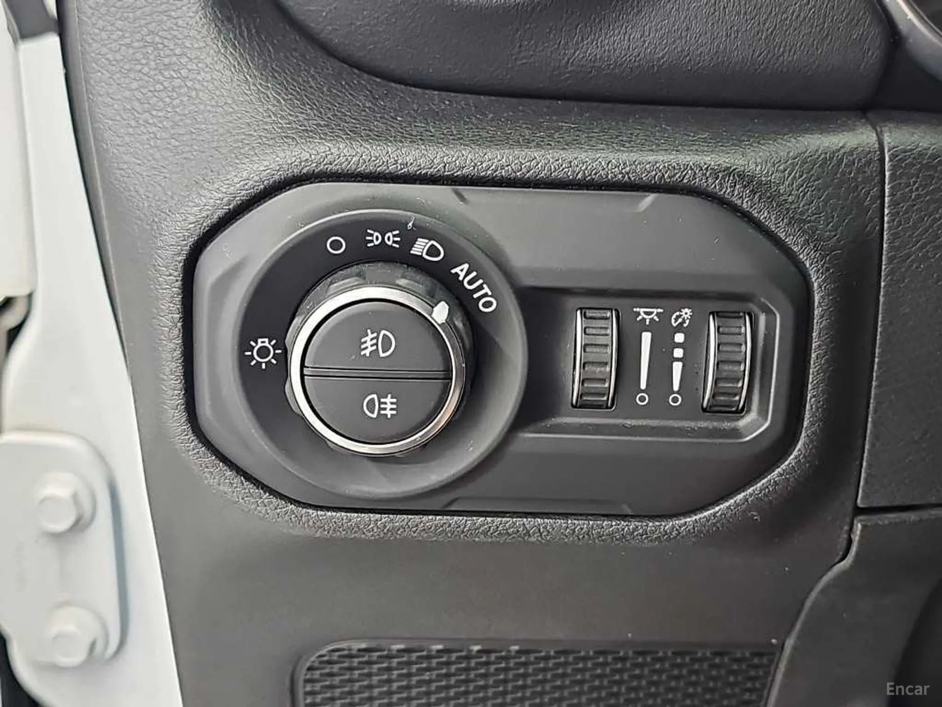 Jeep Wrangler (JL) превью 18