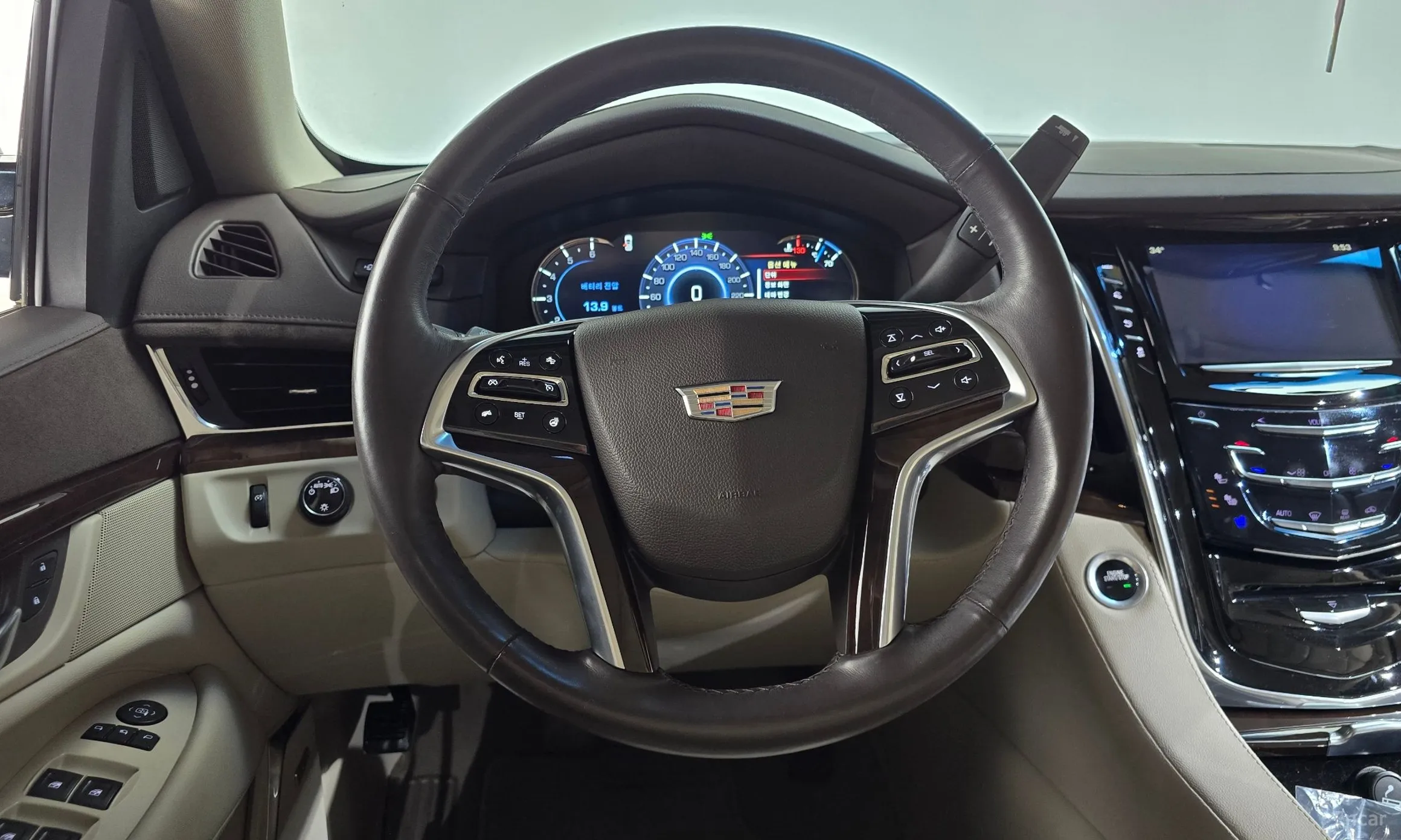 Cadillac Escalade превью 12