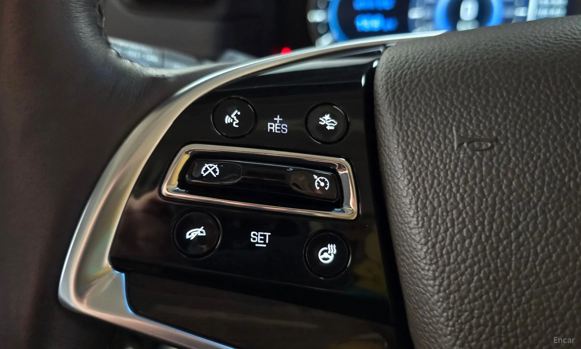 Cadillac Escalade превью 16