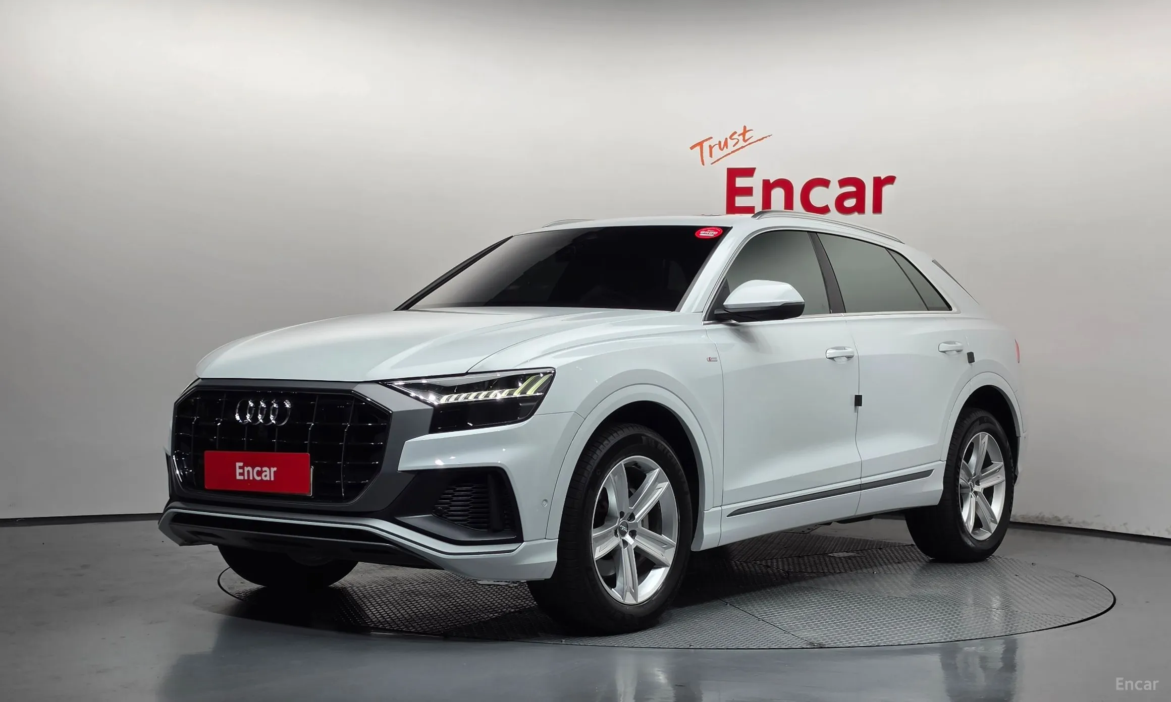 Audi Q8 (4M)