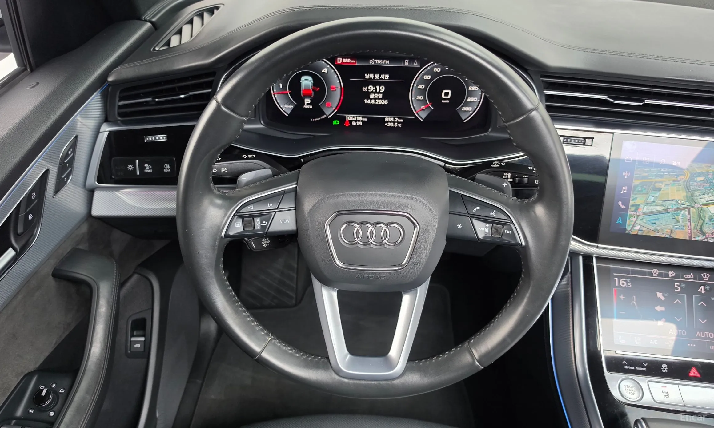 Audi Q8 (4M) превью 15