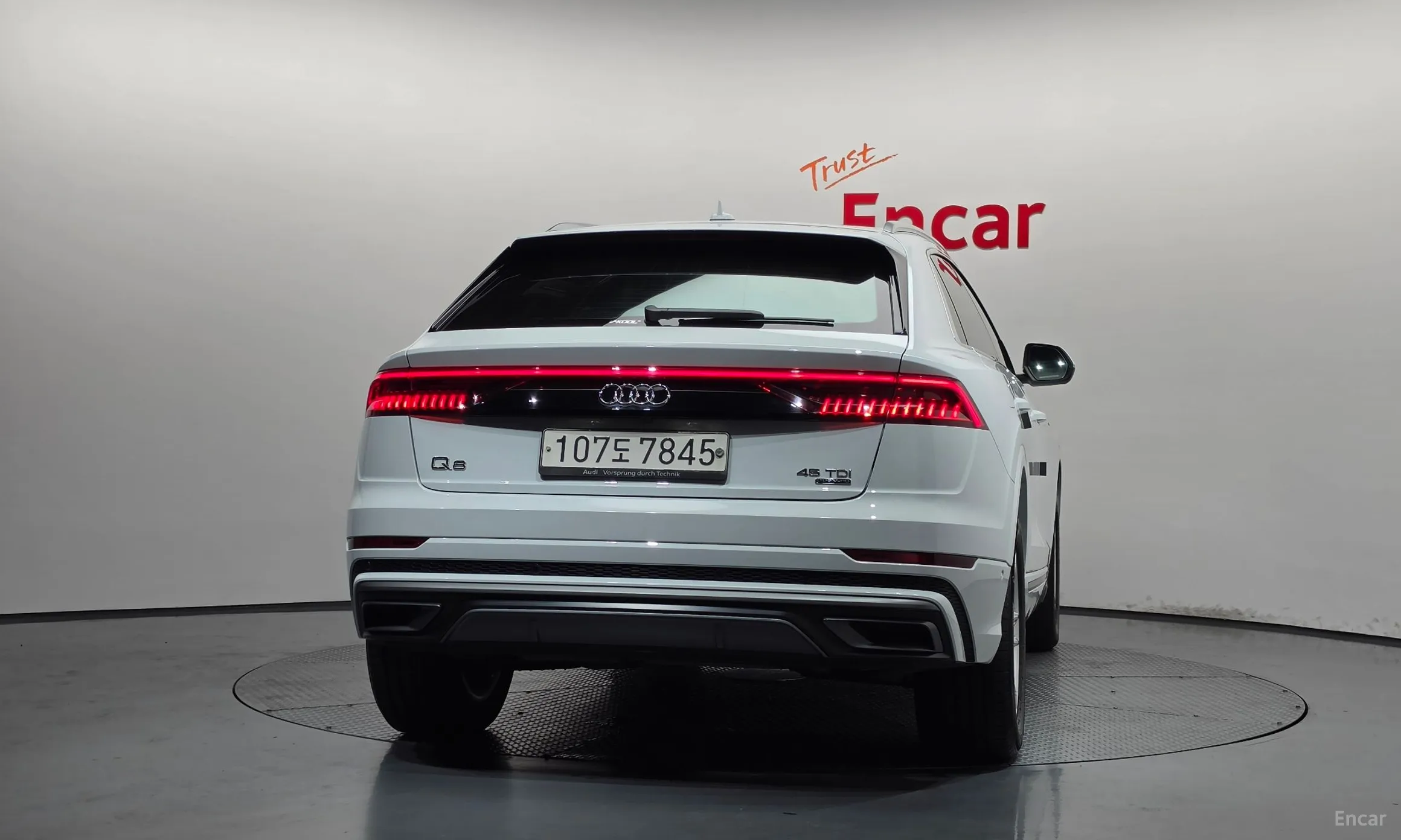 Audi Q8 (4M) превью 4