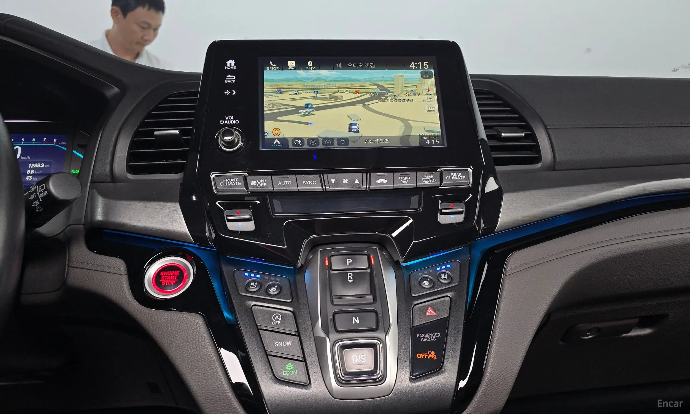 Honda Odyssey превью 15