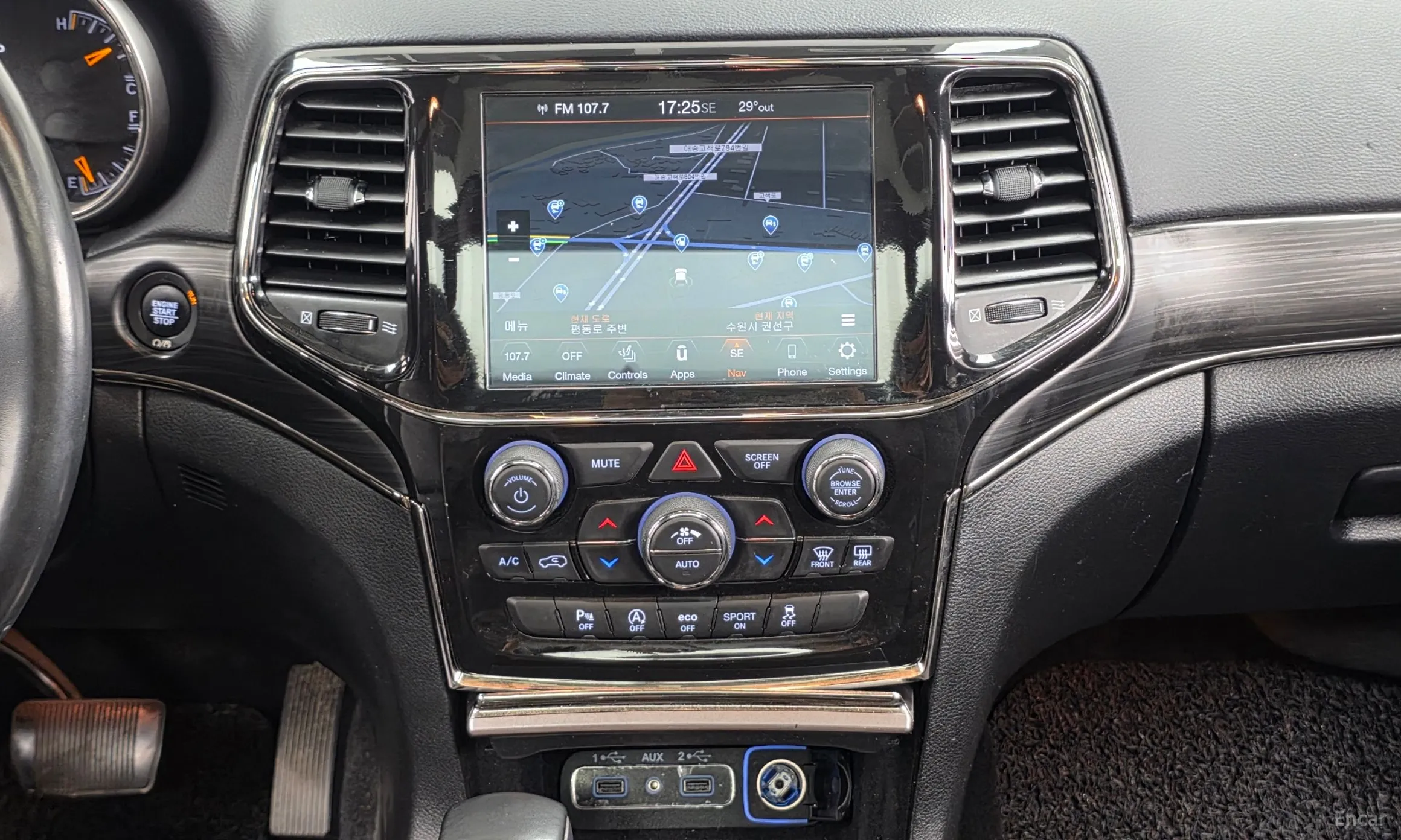 Jeep Grand Cherokee превью 14