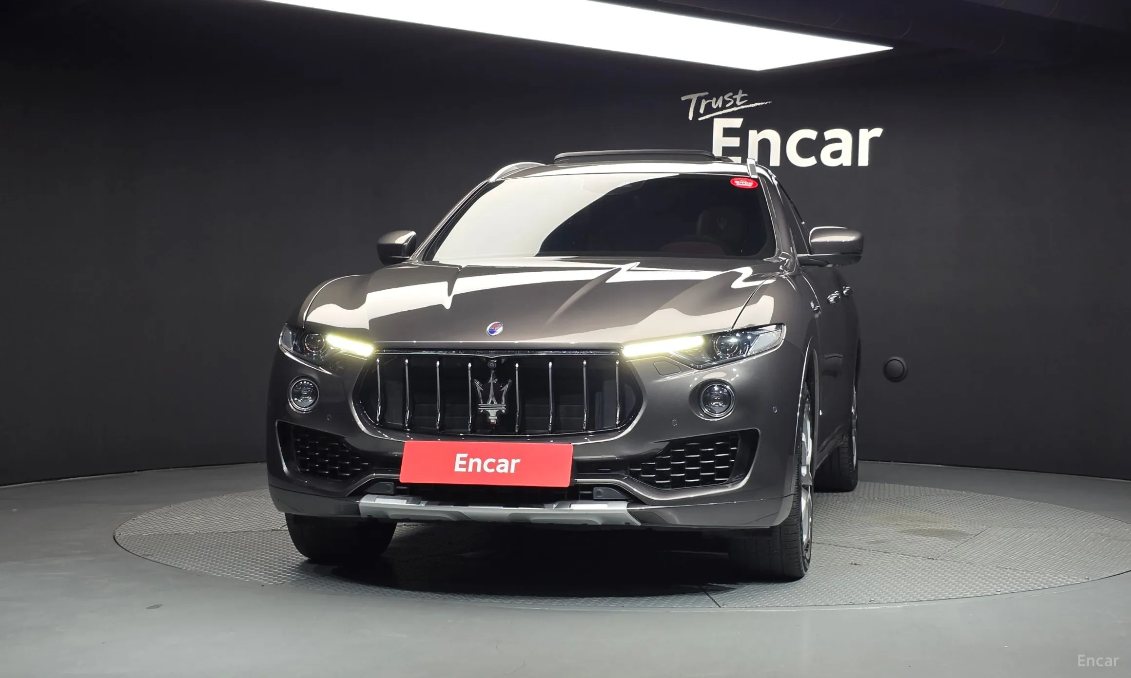Maserati Levante превью 3