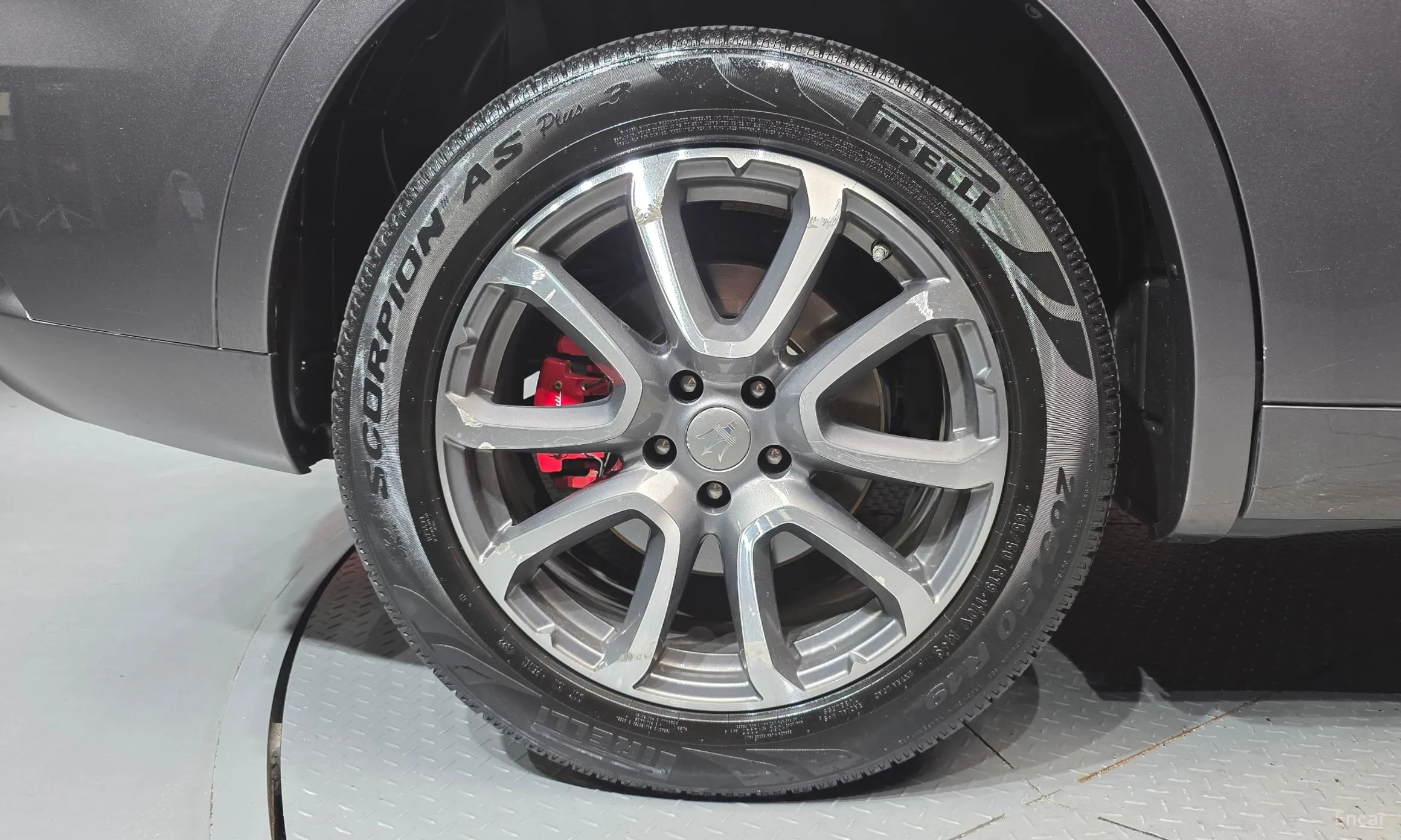 Maserati Levante превью 5