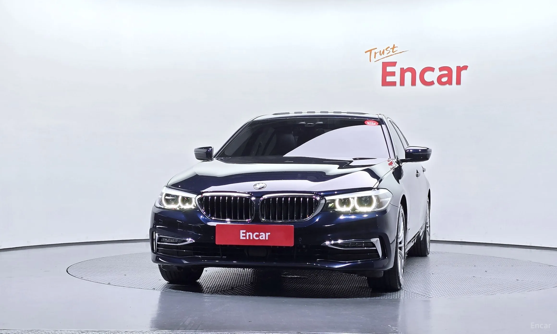 BMW 5 Series (G30) превью 3