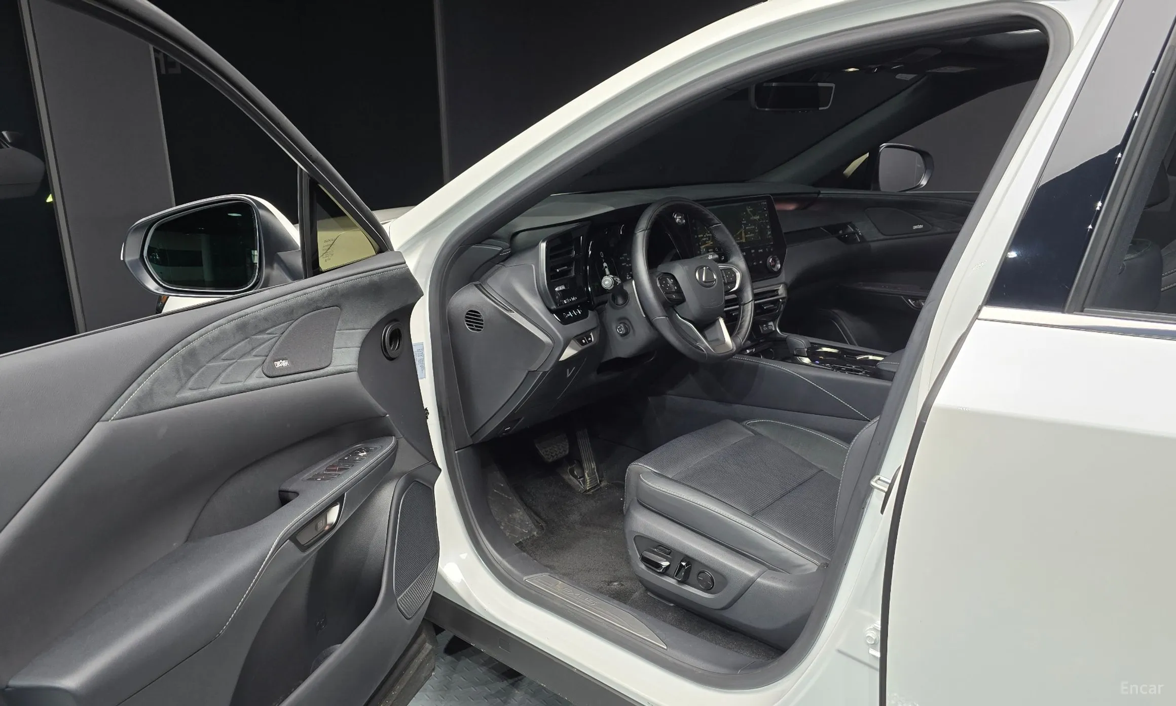 Lexus RX350h 5th Generation превью 10