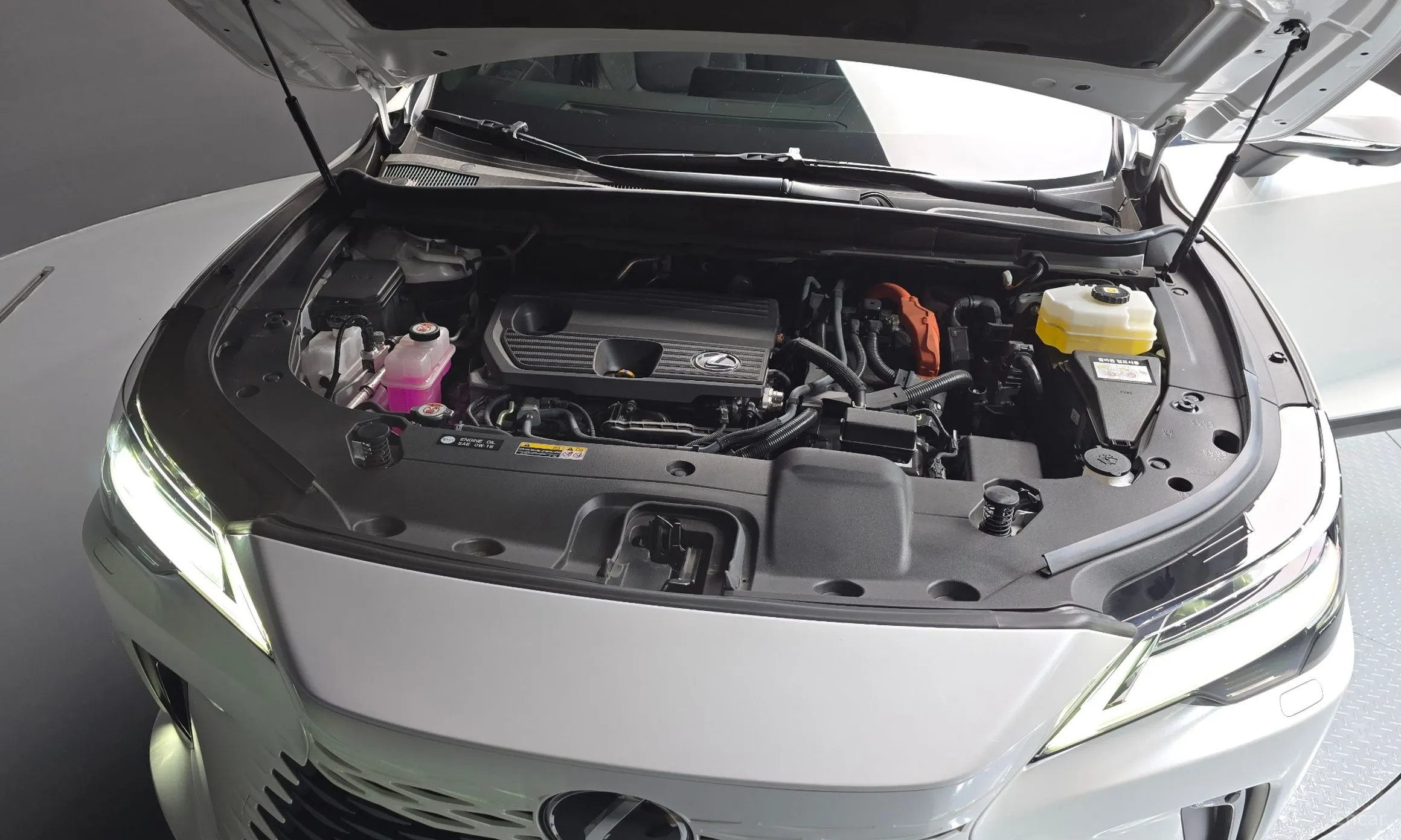 Lexus RX350h 5th Generation превью 6