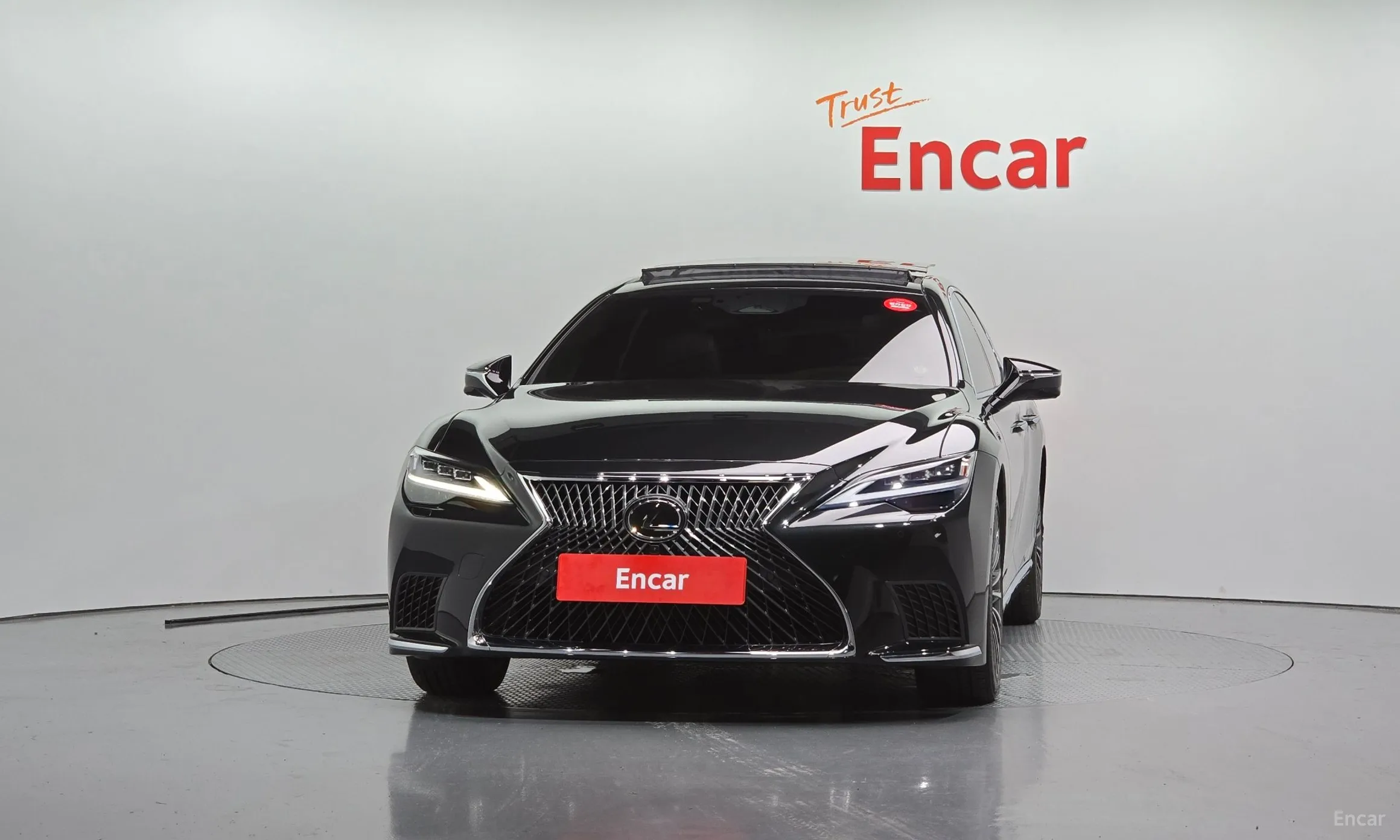 Lexus LS500 5th Generation превью 3