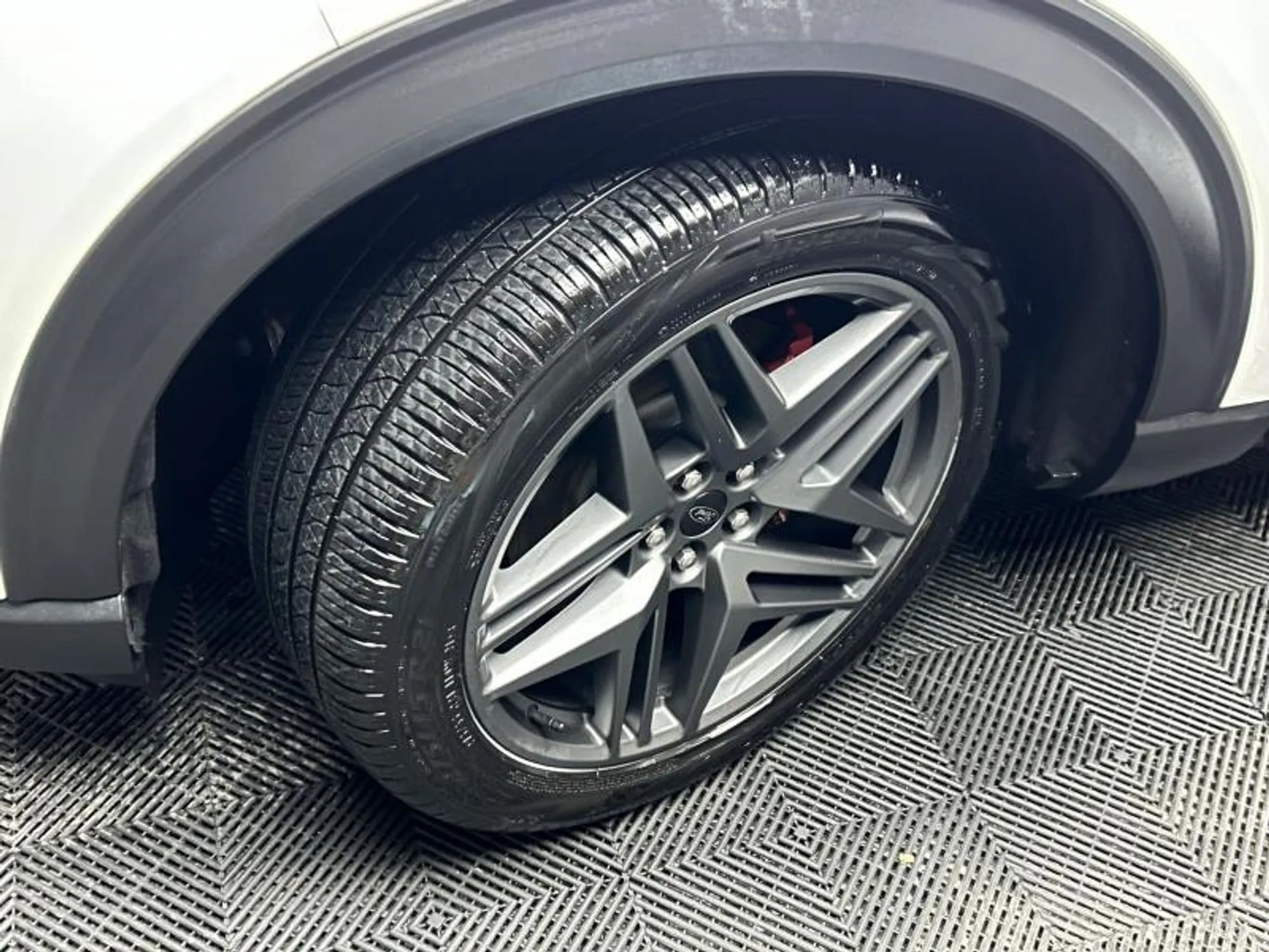 Ford Explorer 6th Generation превью 18