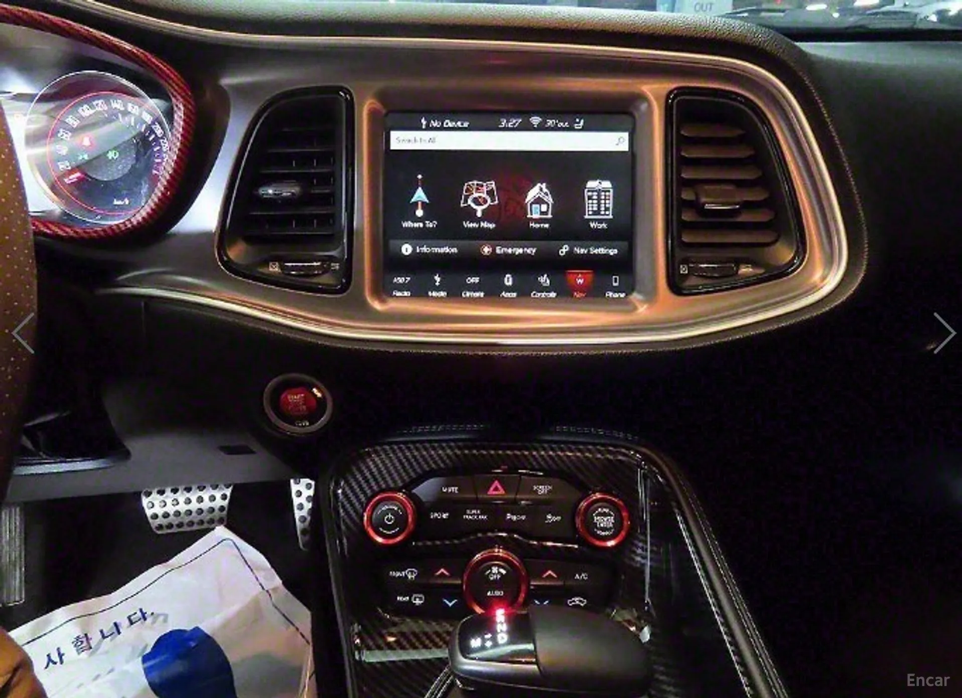 Dodge Challenger превью 11