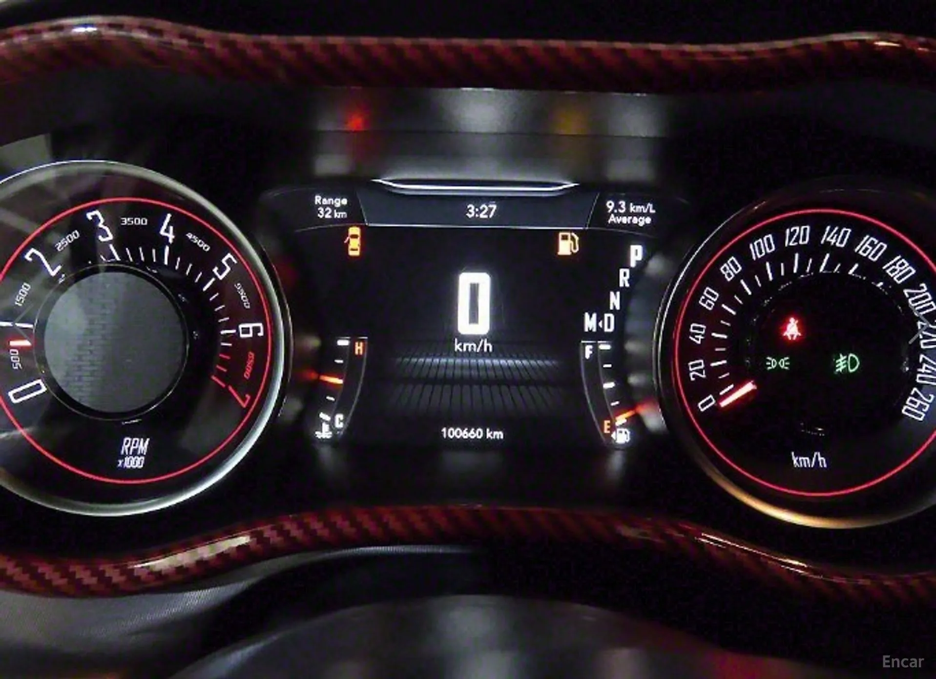Dodge Challenger превью 9