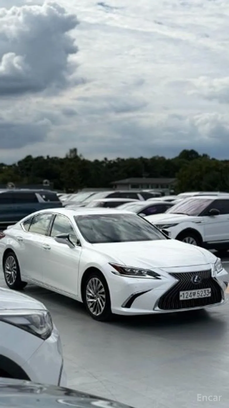 Lexus ES300h 7th Generation превью 3