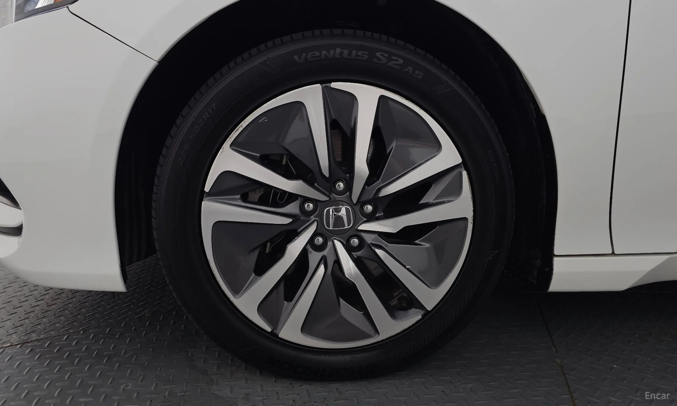 Honda Accord 10th Generation превью 5