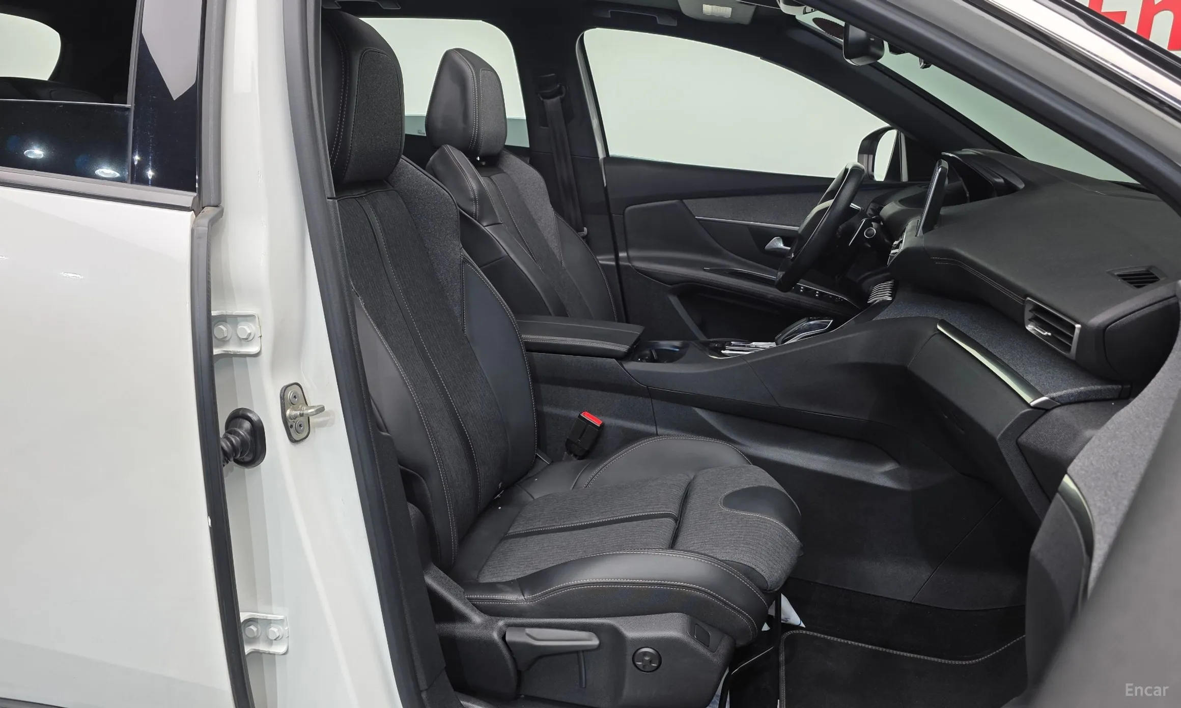Peugeot 3008 2nd generation превью 11