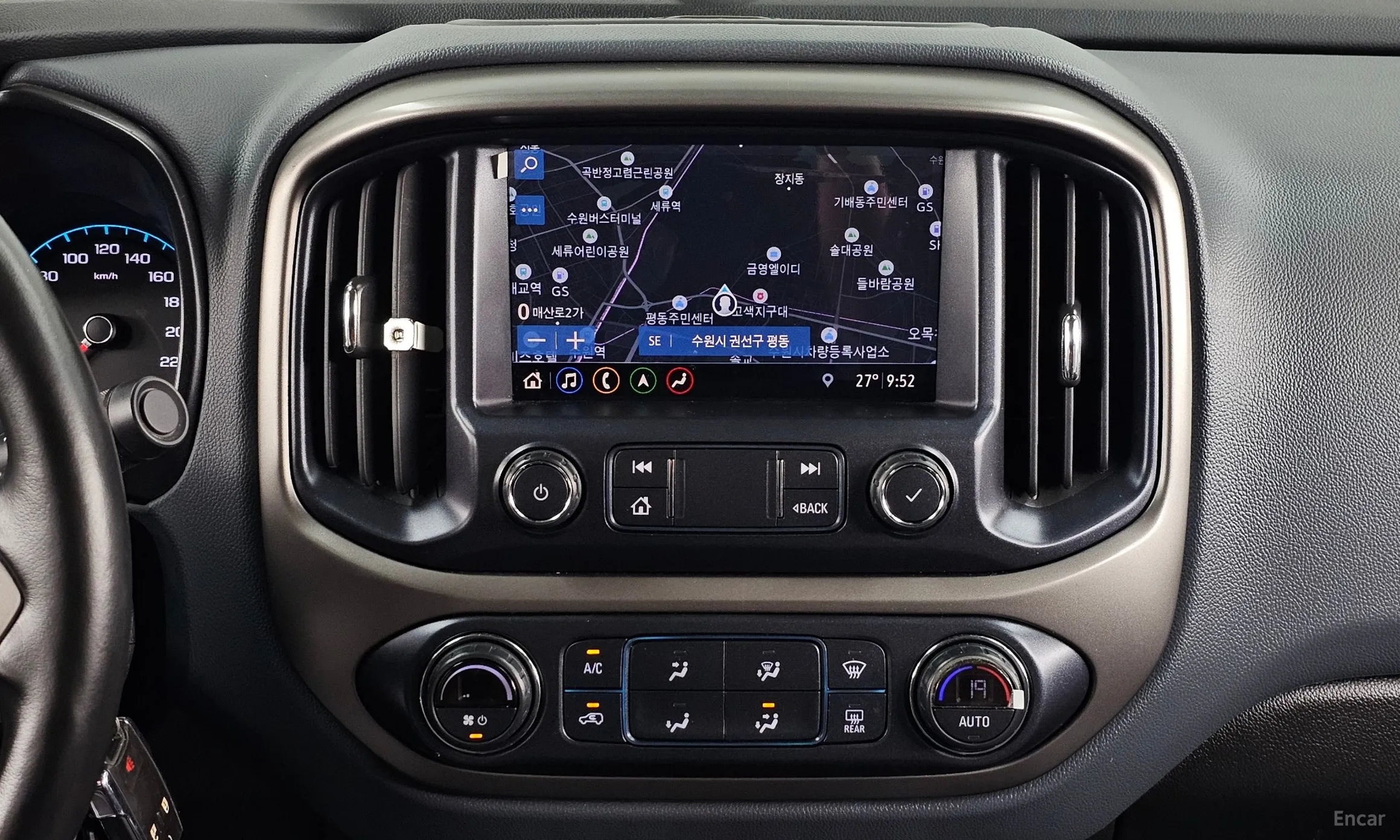 Chevrolet Colorado превью 14