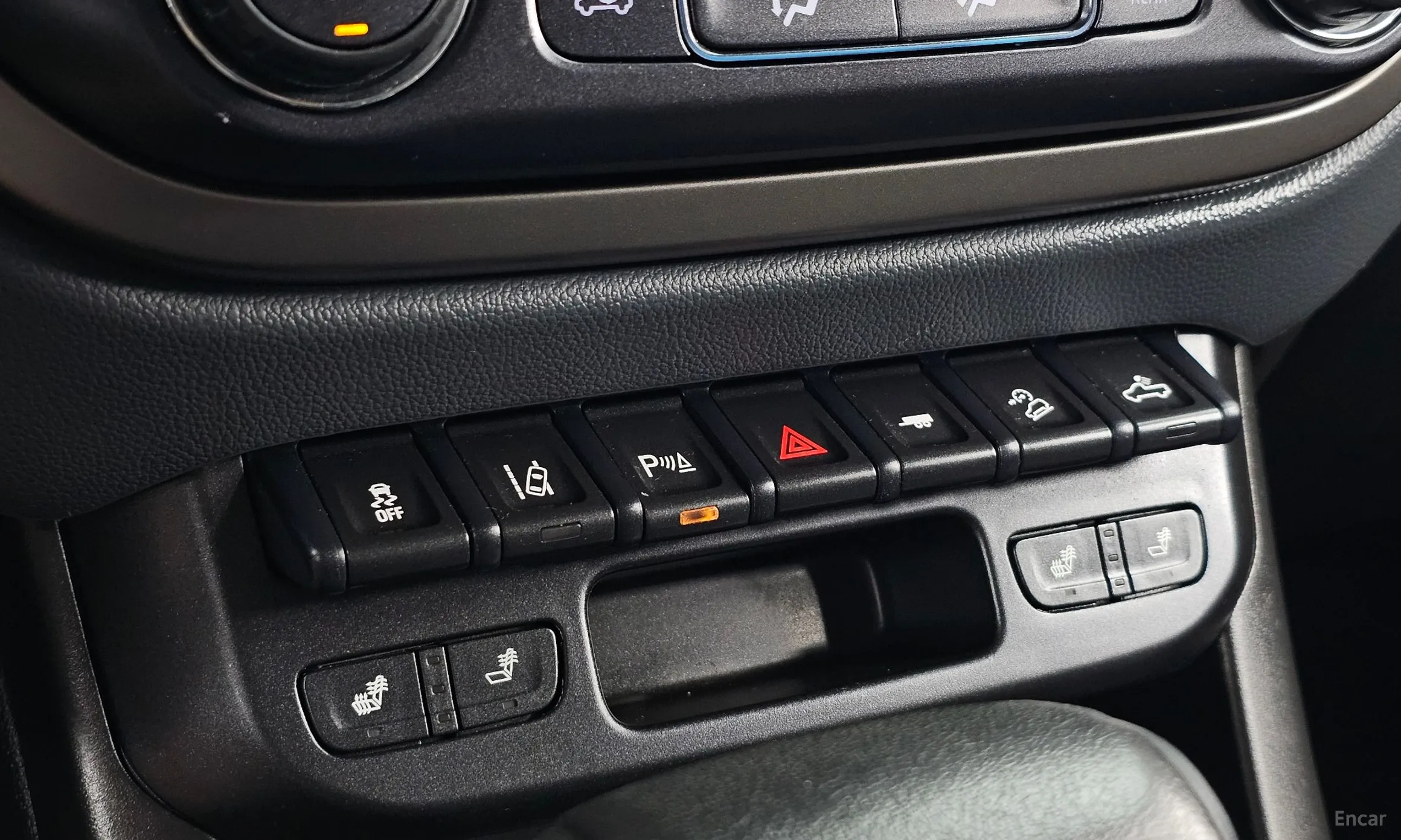Chevrolet Colorado превью 16