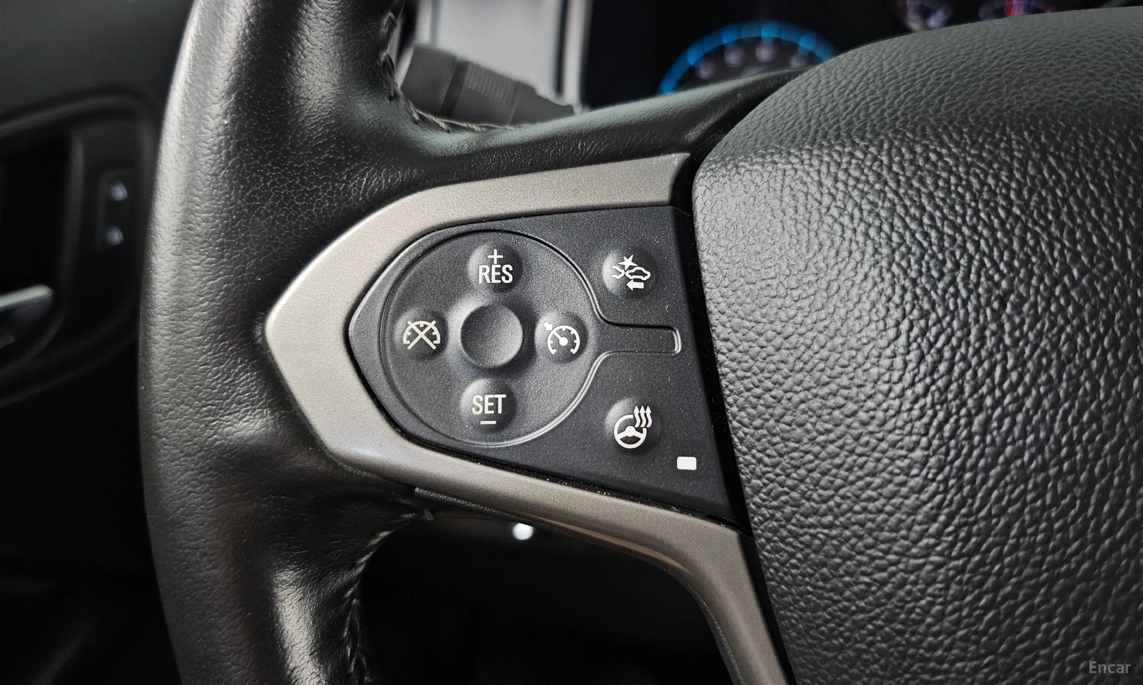 Chevrolet Colorado превью 18
