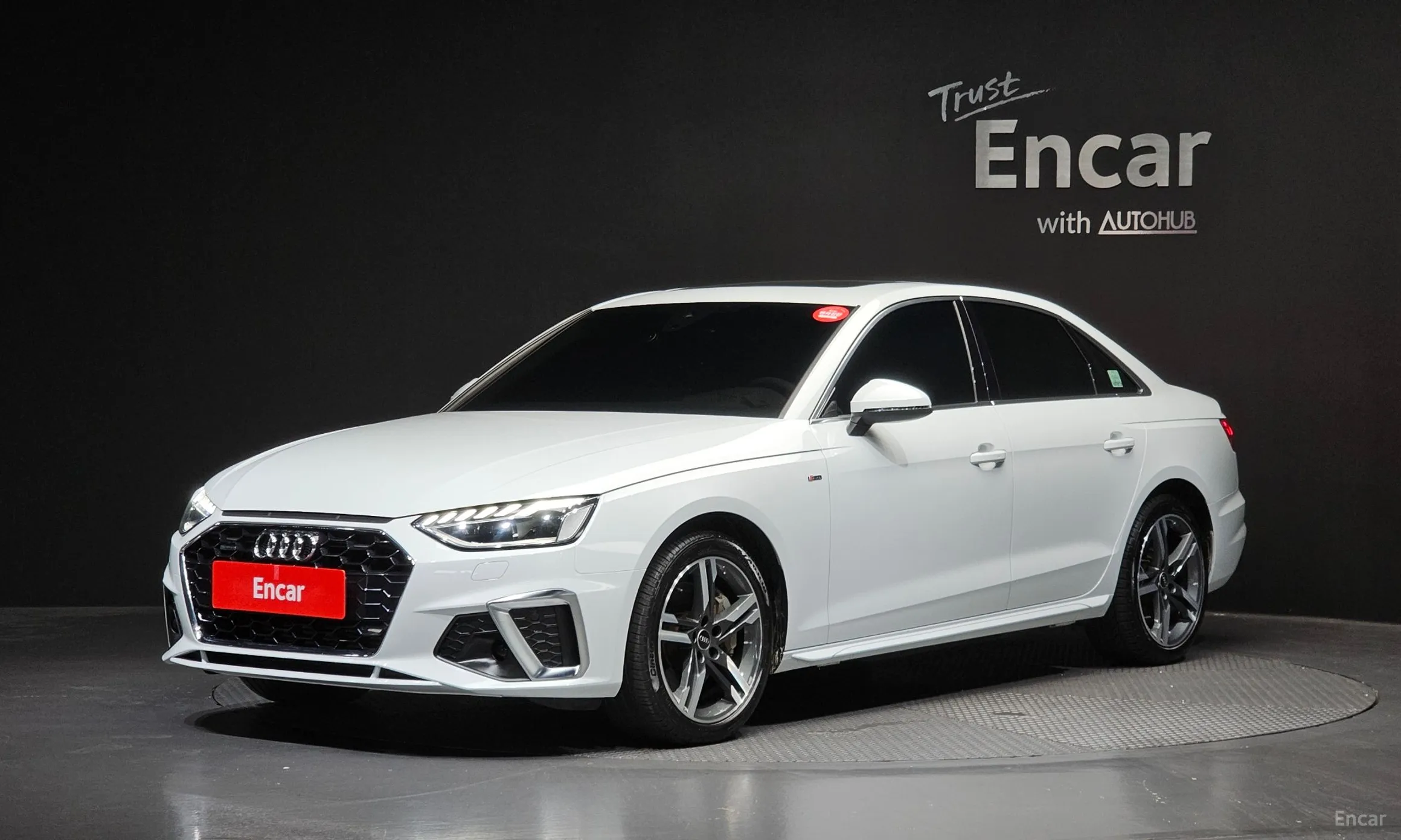 Audi A4 (B9)