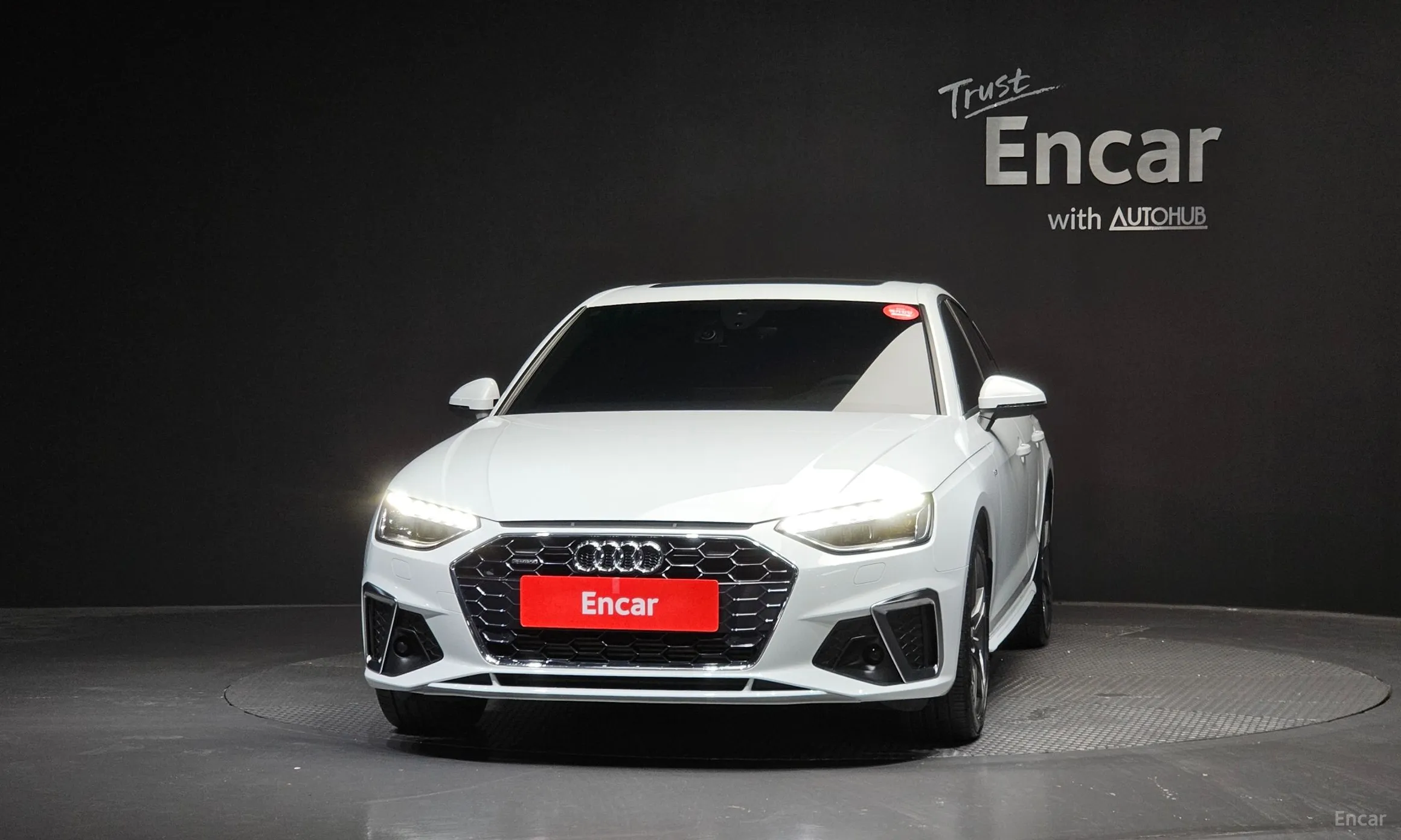 Audi A4 (B9) превью 3
