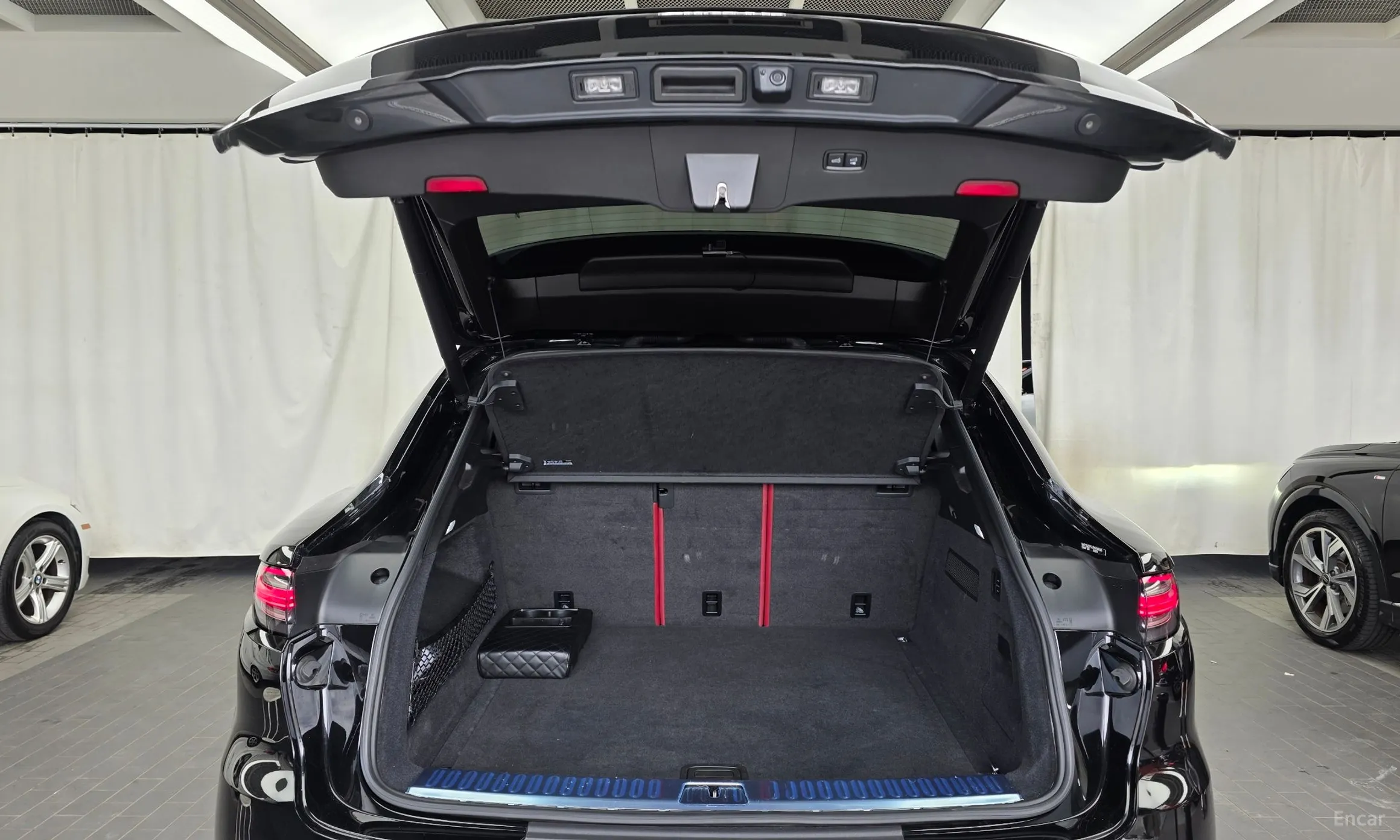 Porsche Cayenne (PO536) превью 20