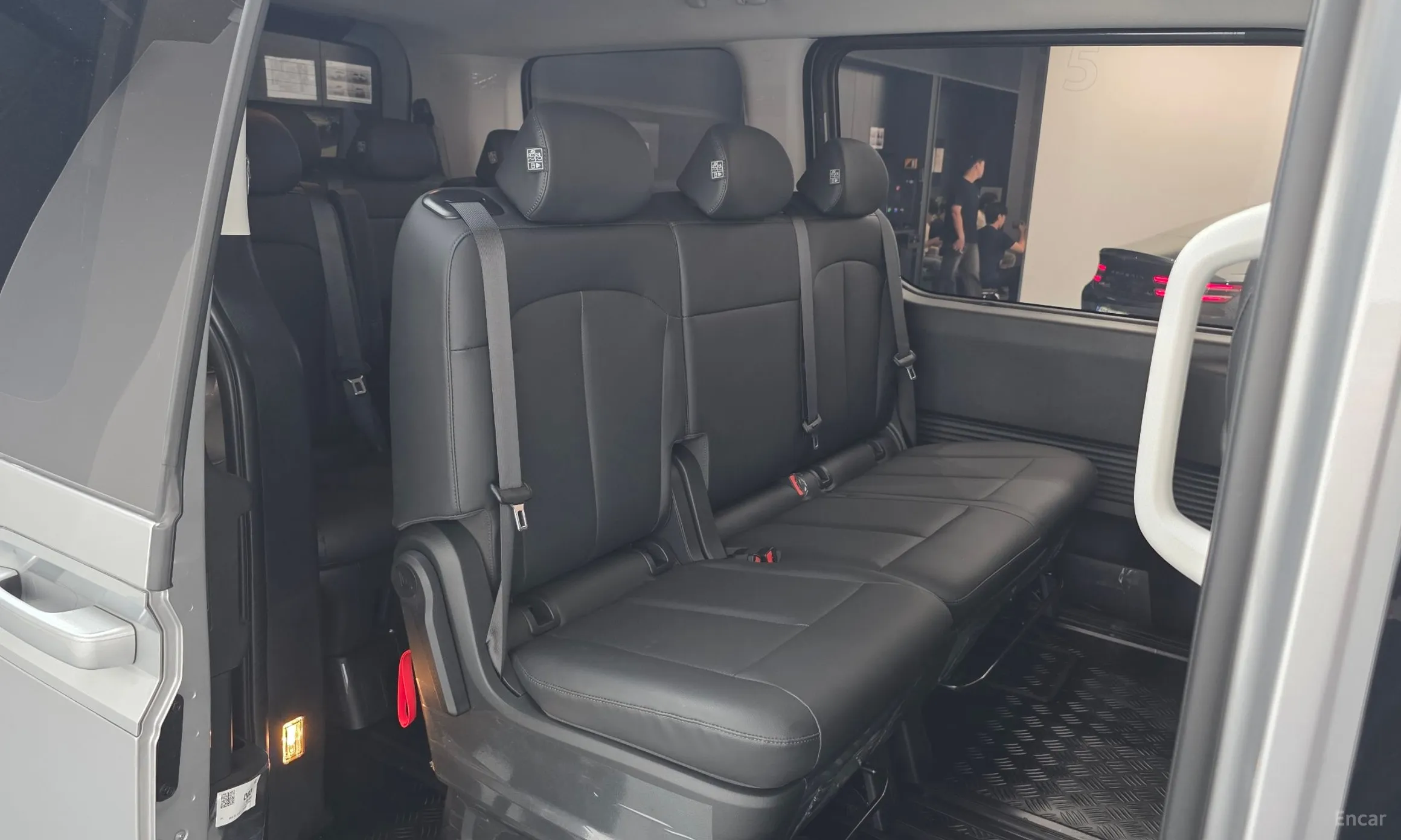 Hyundai Staria превью 11