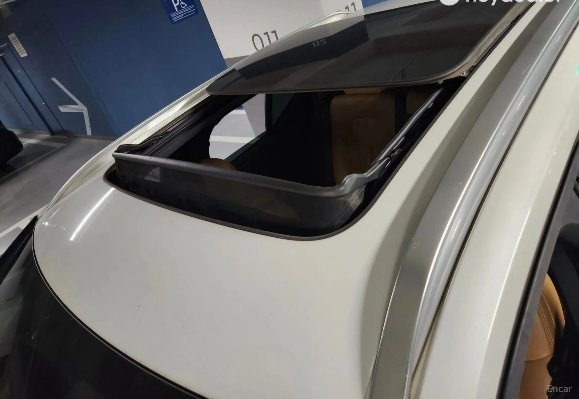 Volvo XC40 превью 14