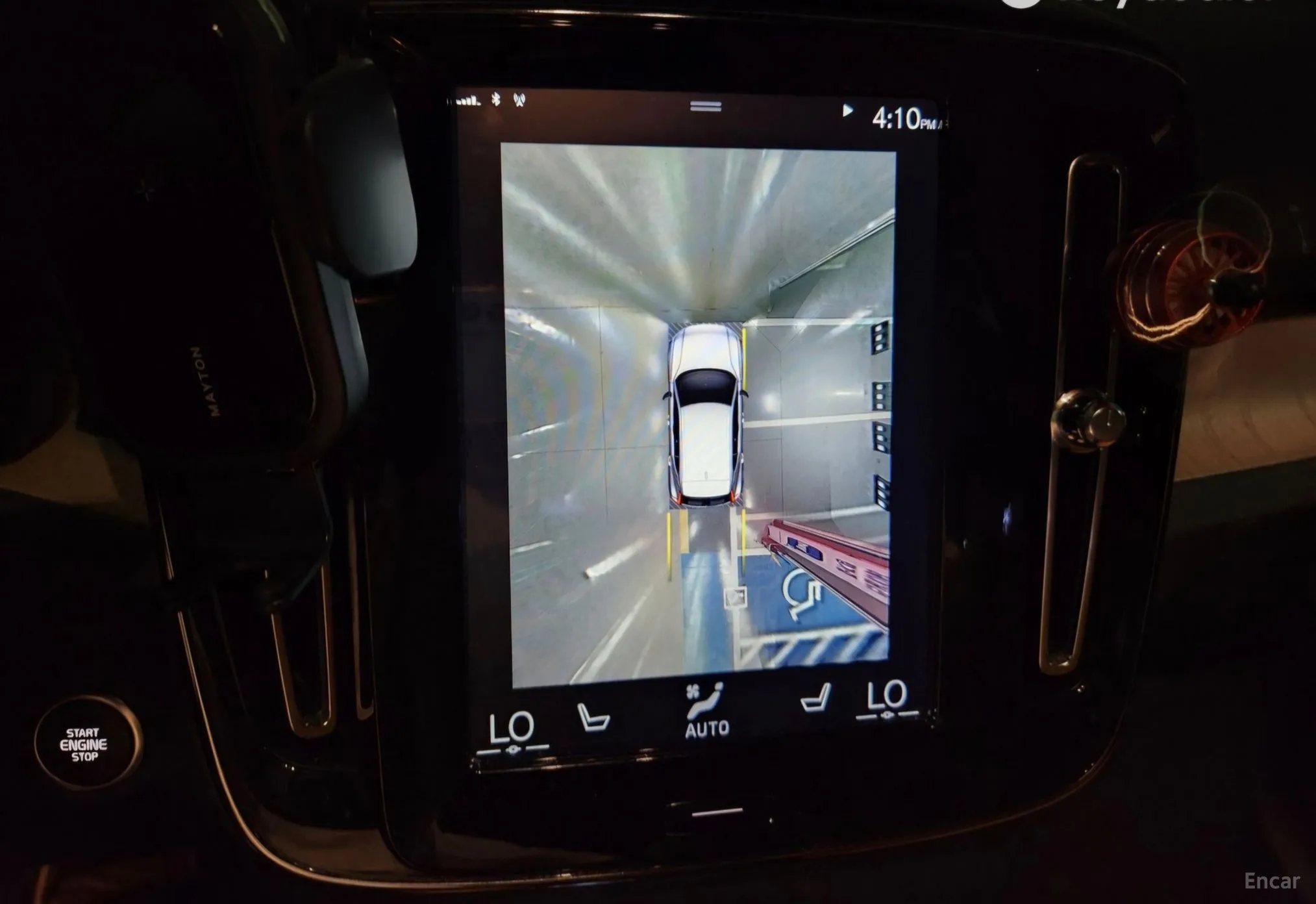 Volvo XC40 превью 16