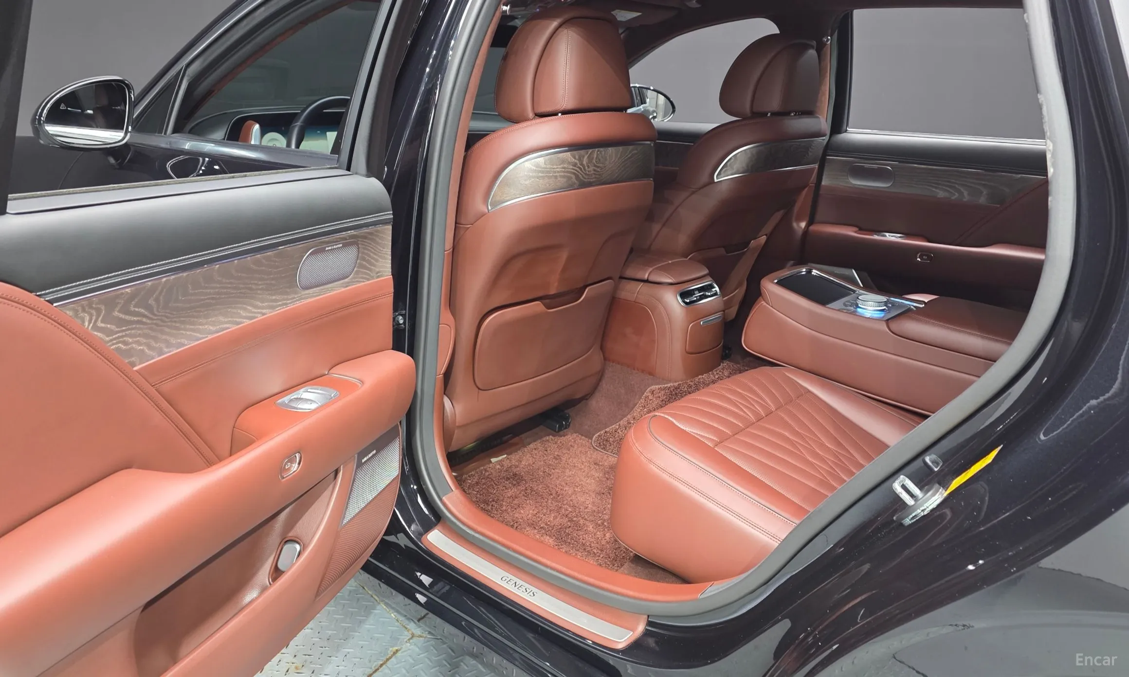 Genesis G90 (RS4) превью 12