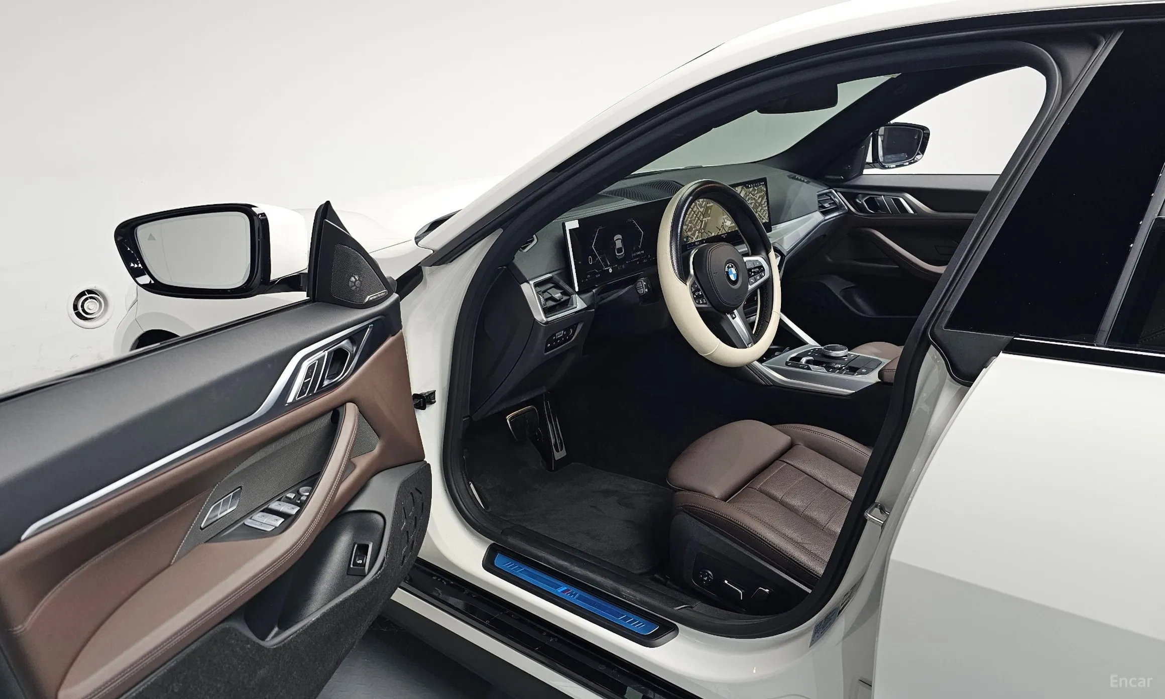 BMW Series 4 (G22) превью 10