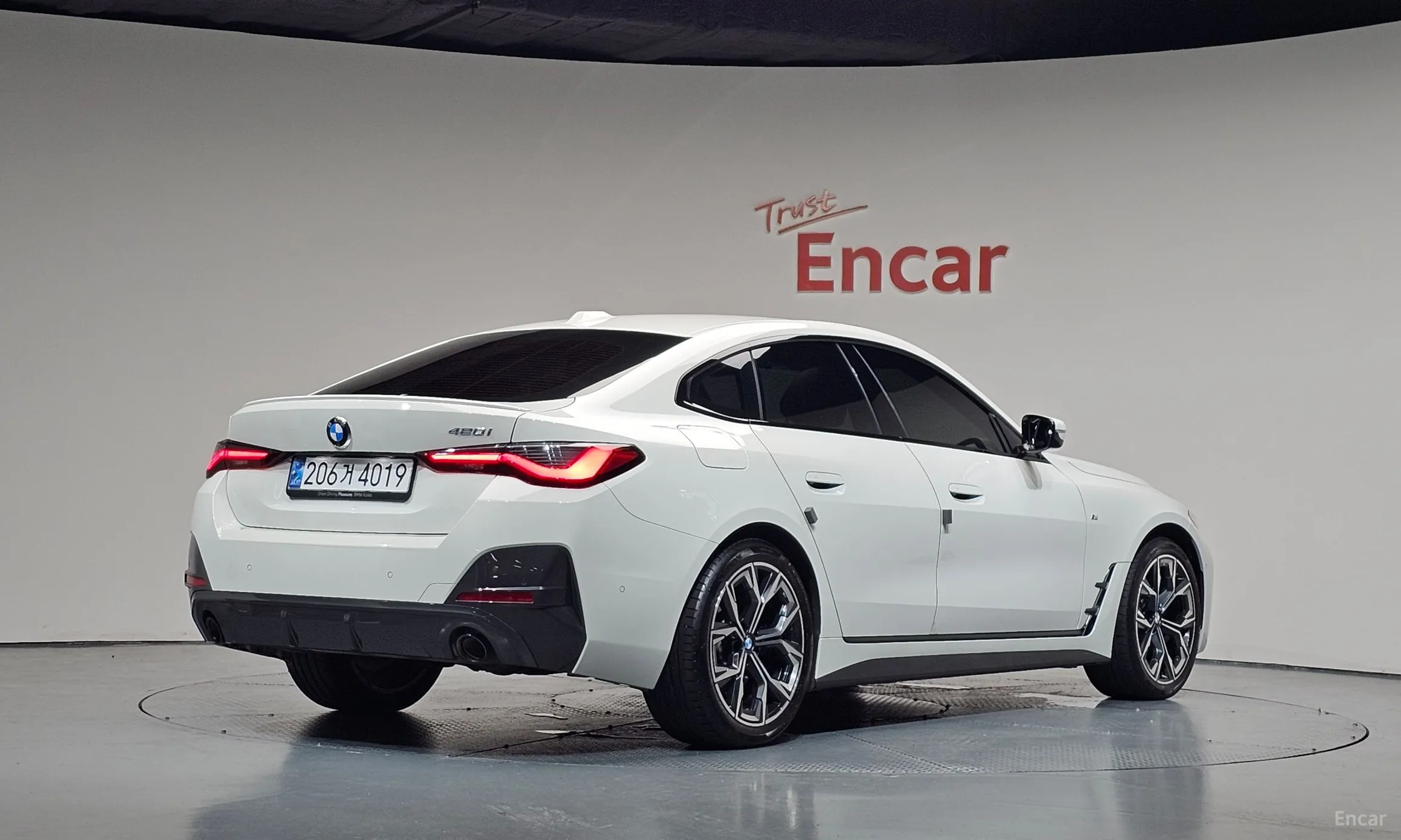 BMW Series 4 (G22)