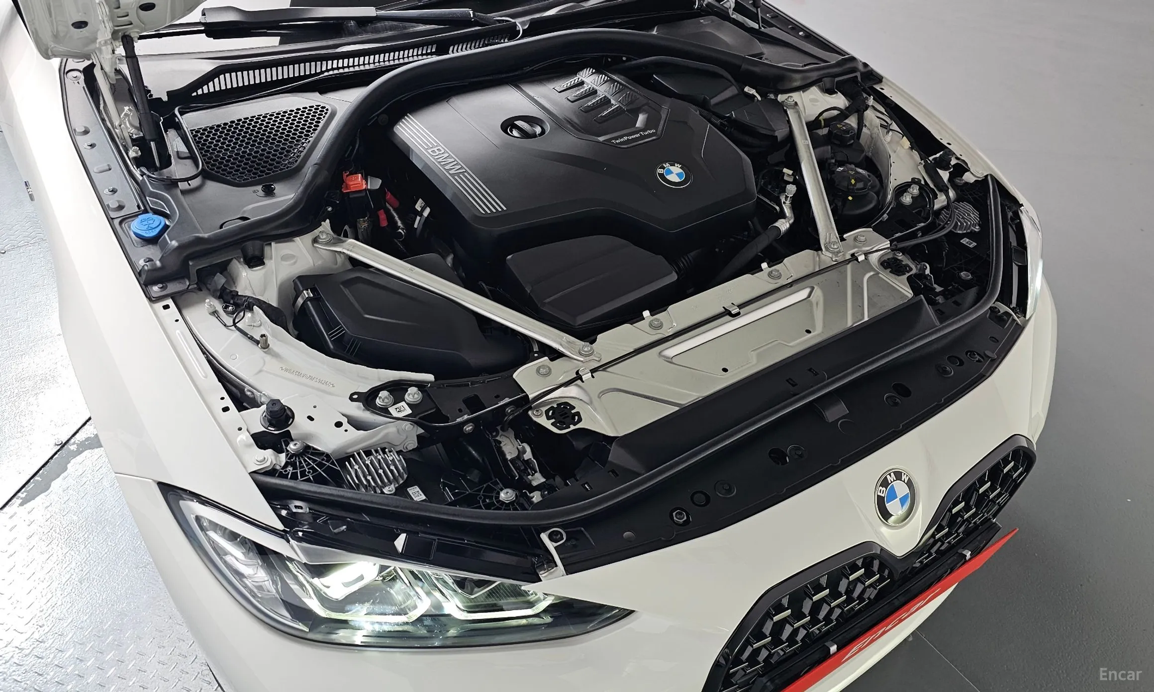 BMW Series 4 (G22) превью 6