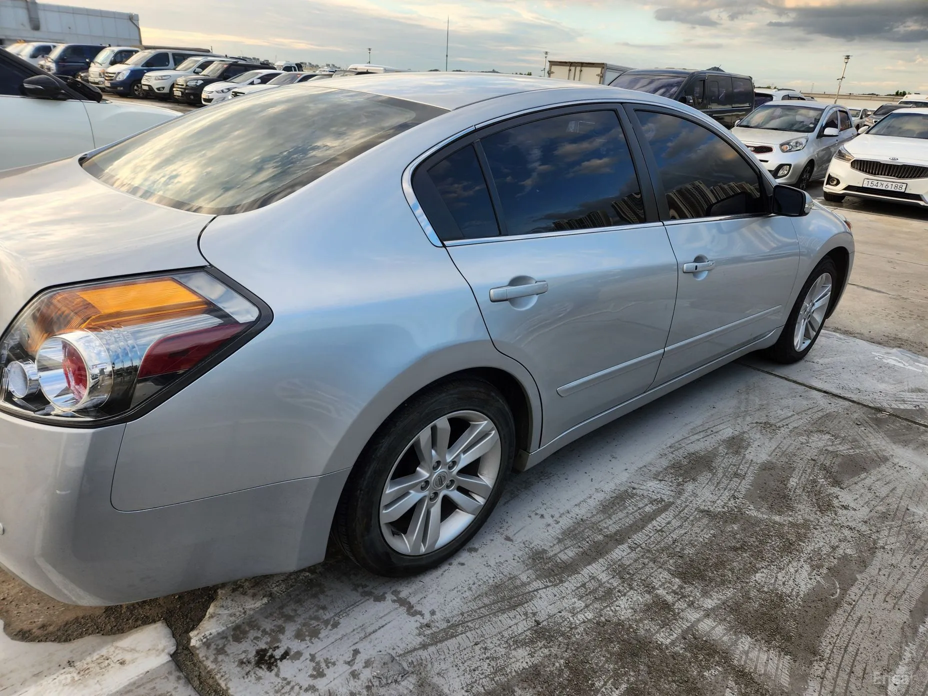 Nissan Altima превью 4