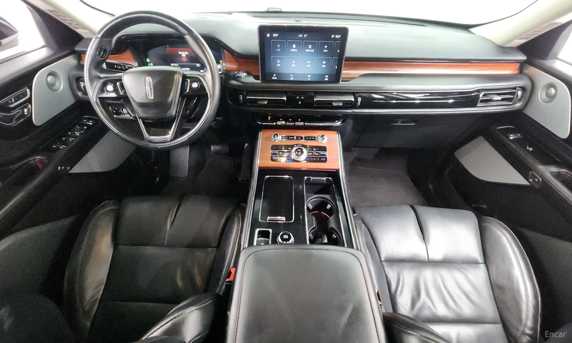 Lincoln Aviator 2nd Generation превью 7