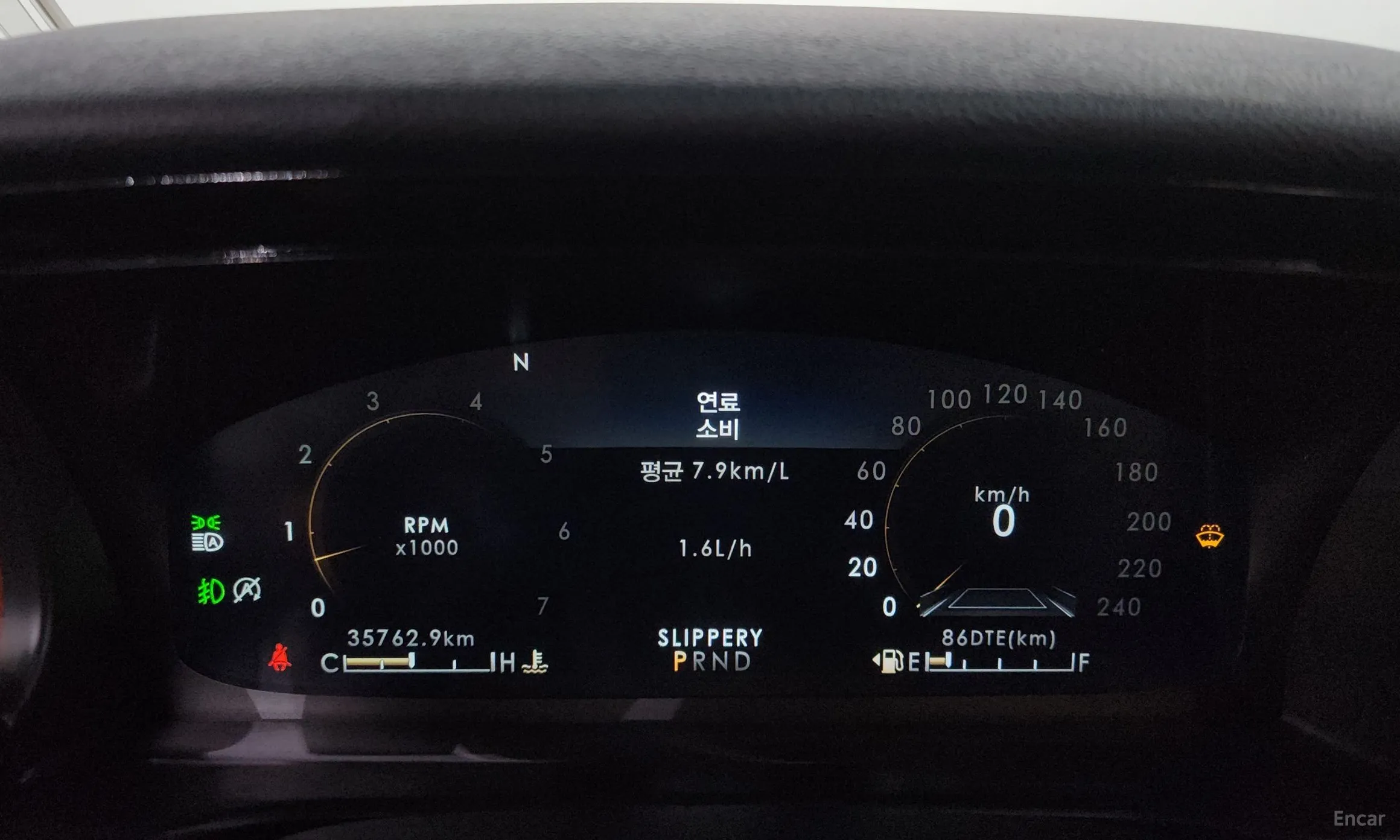 Lincoln Aviator 2nd Generation превью 8