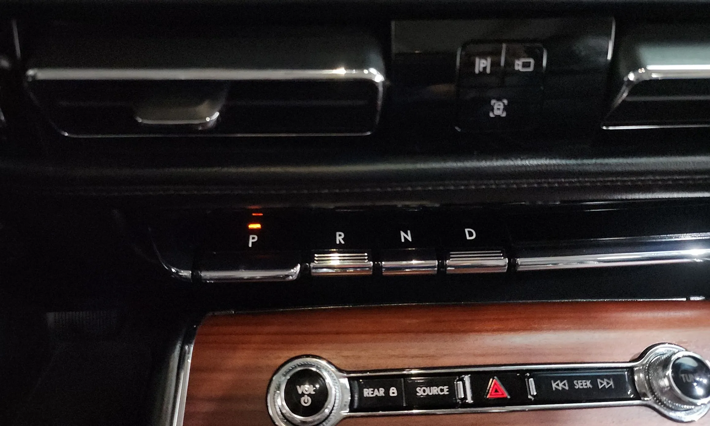 Lincoln Aviator 2nd Generation превью 9