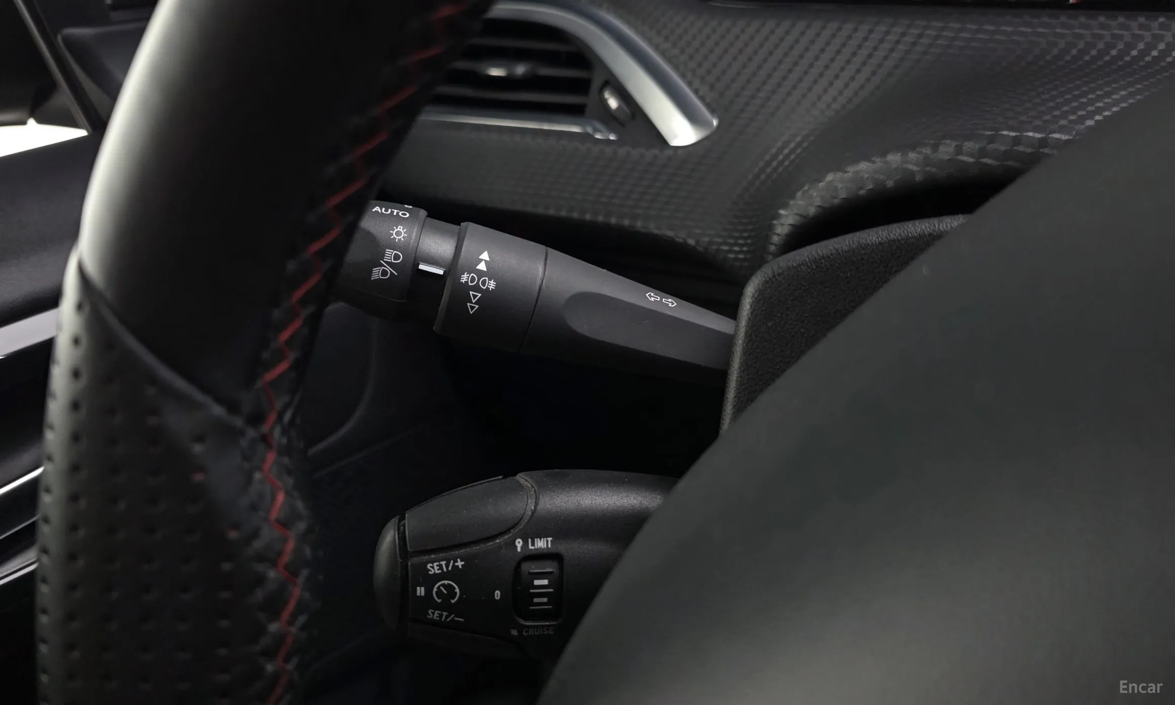 Peugeot 2008. превью 17