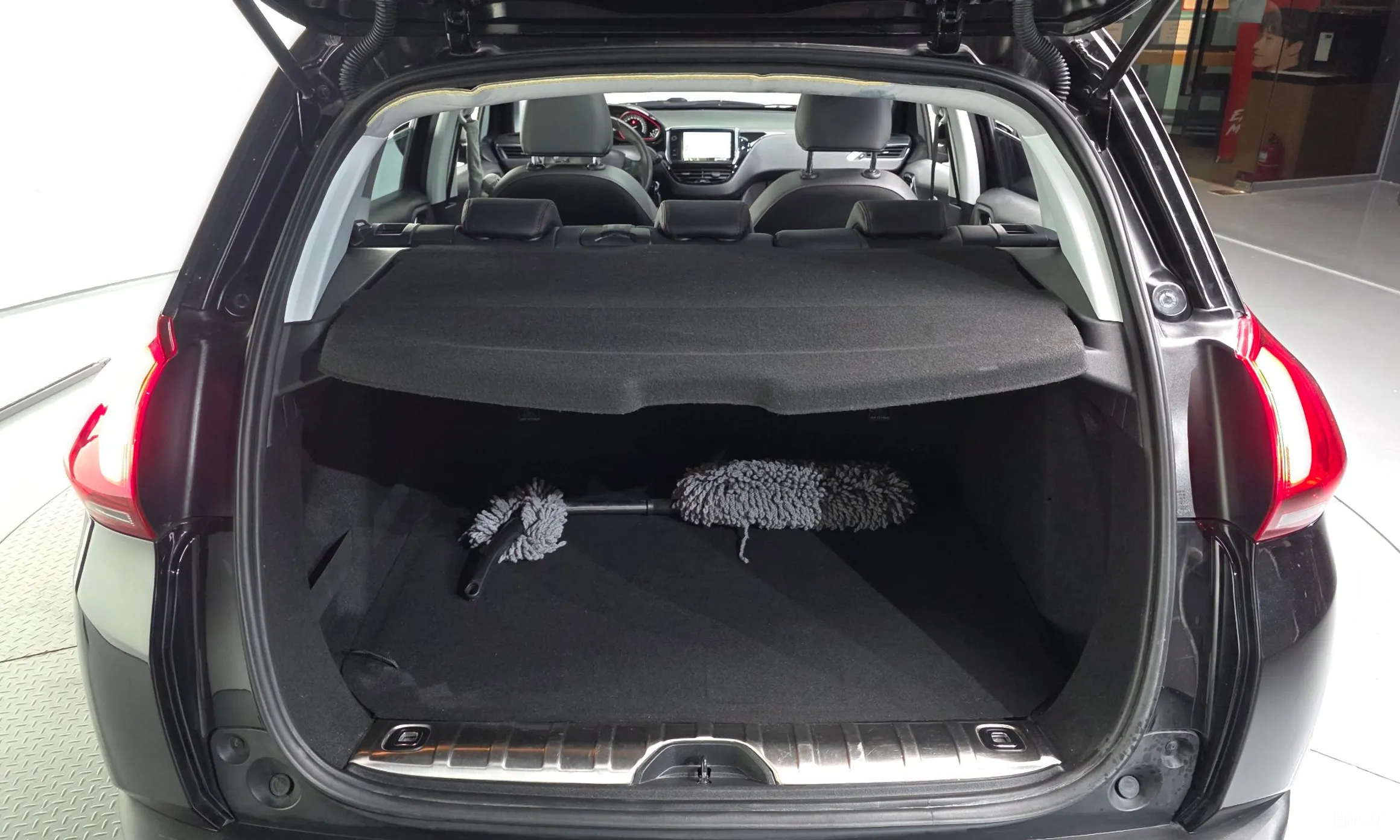 Peugeot 2008. превью 20