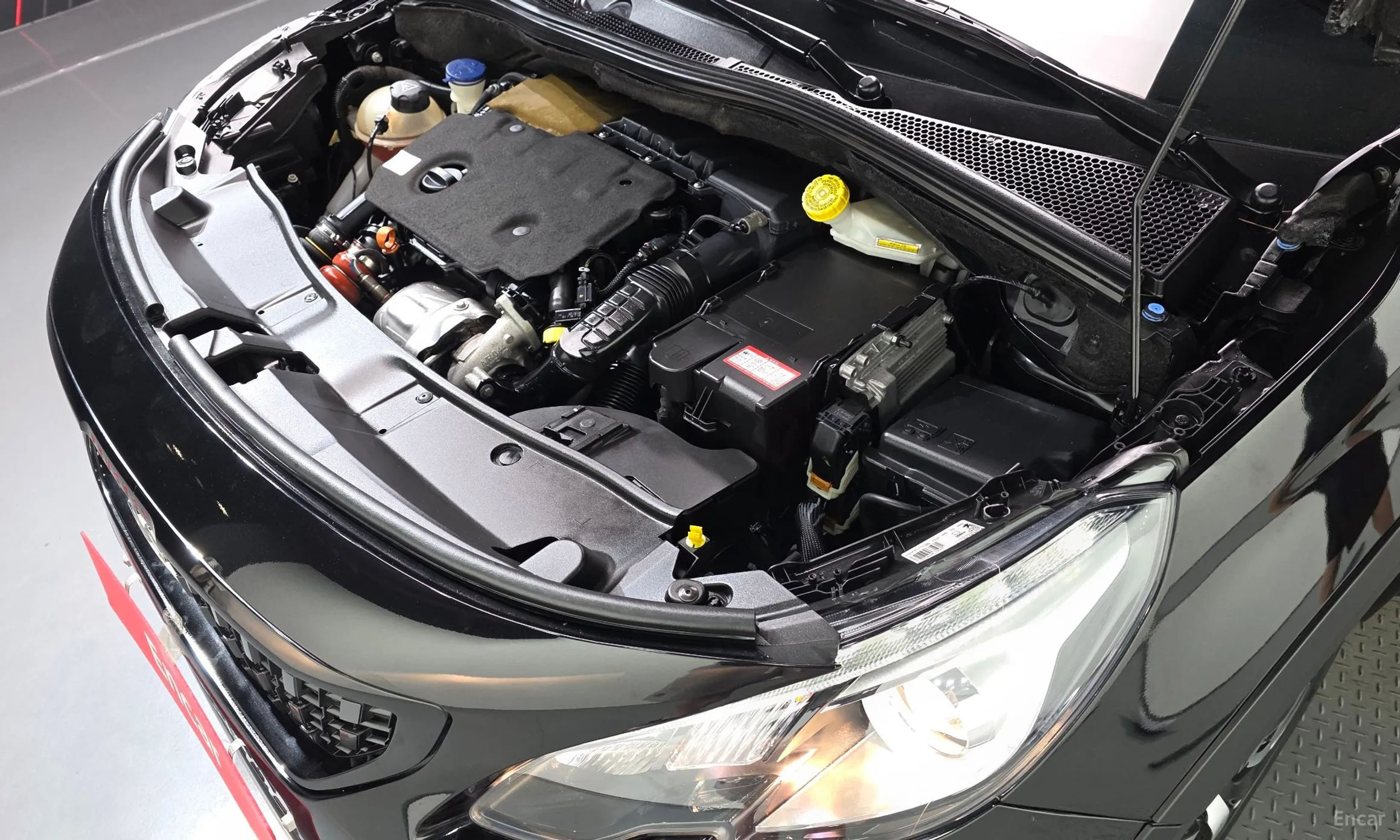 Peugeot 2008. превью 6