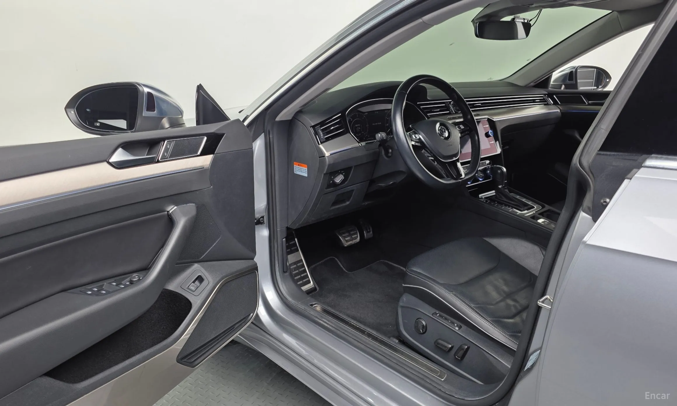 Volkswagen Ateon превью 10