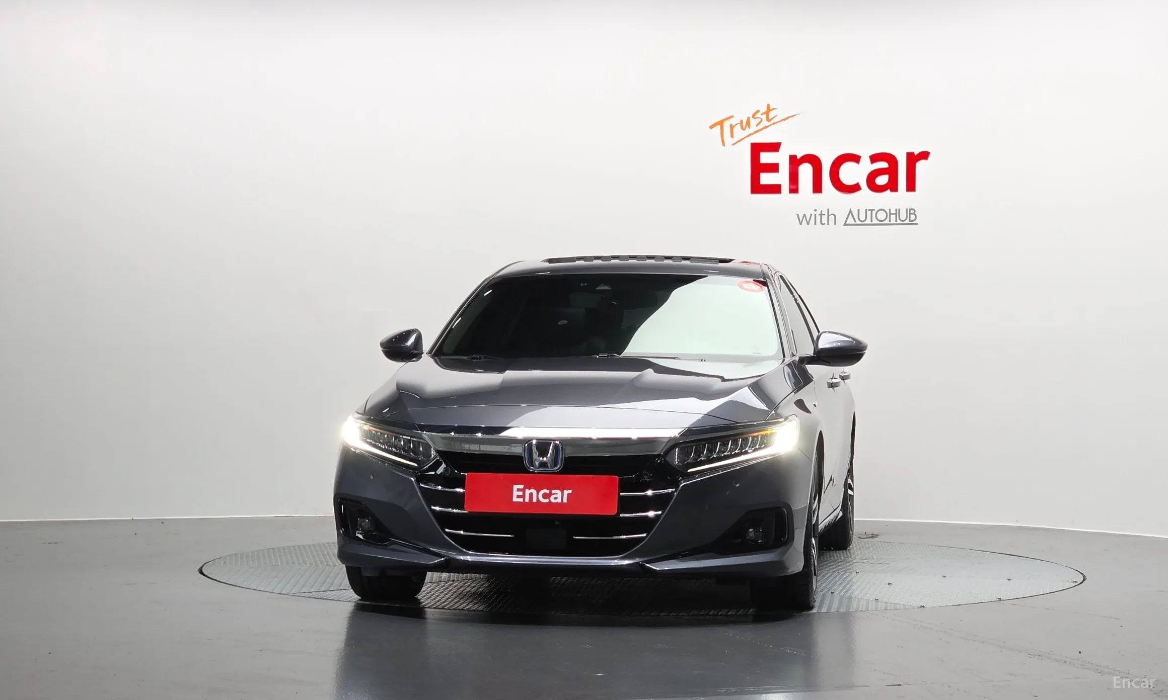 Honda Accord 10th Generation превью 3