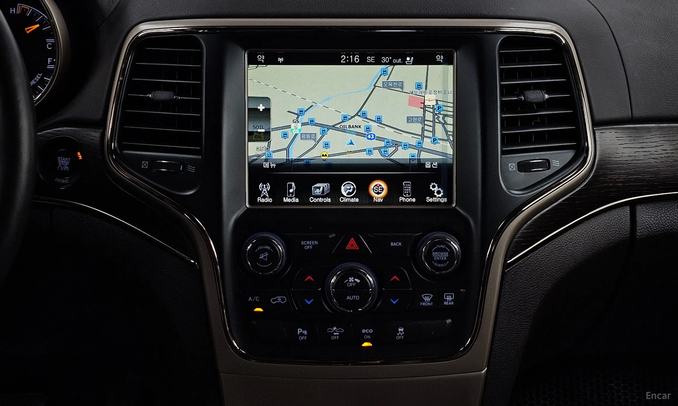 Jeep Grand Cherokee превью 14
