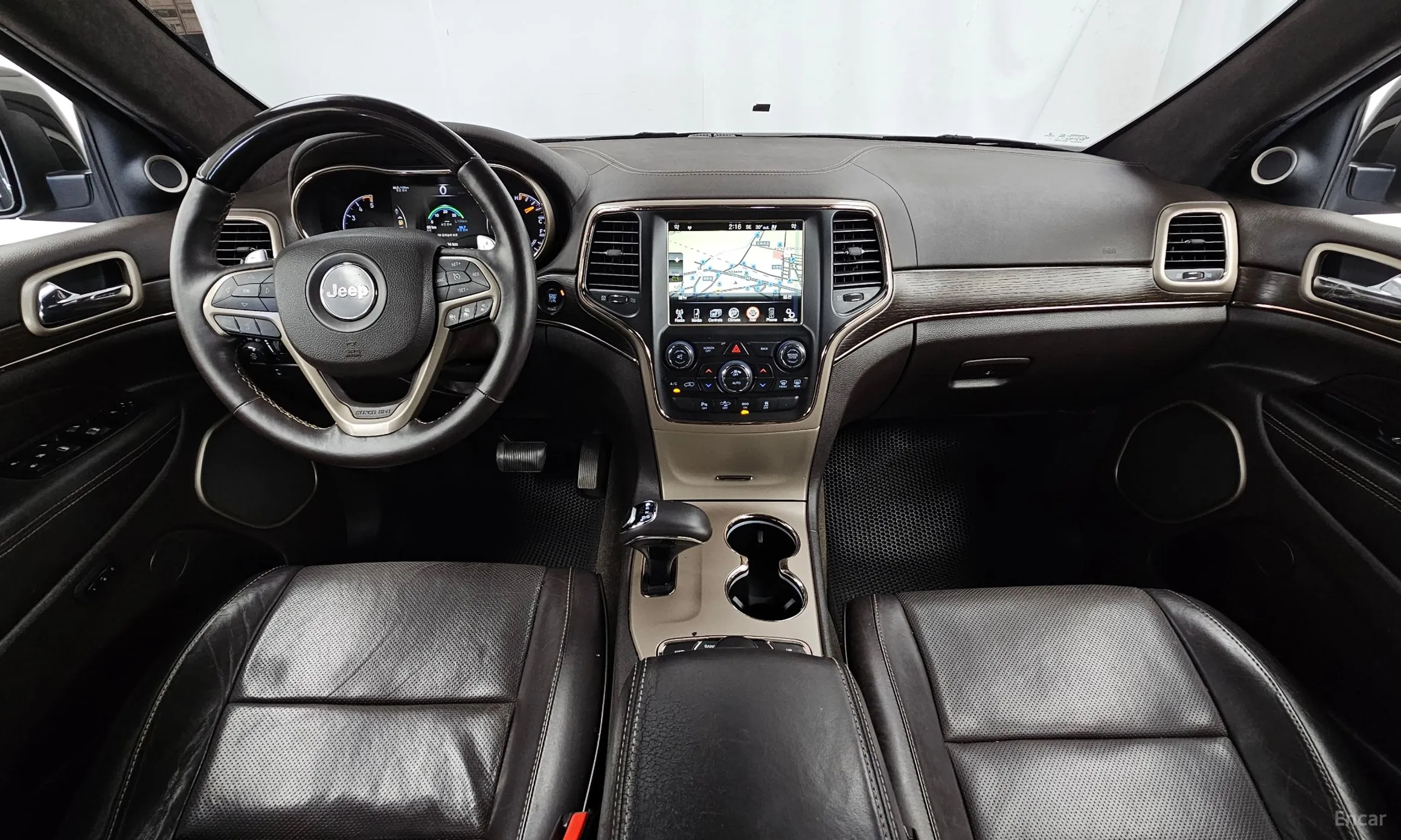 Jeep Grand Cherokee превью 7