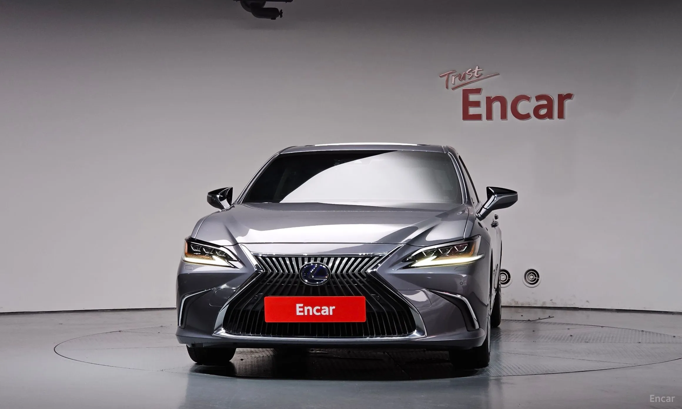 Lexus ES300h 7th Generation превью 3