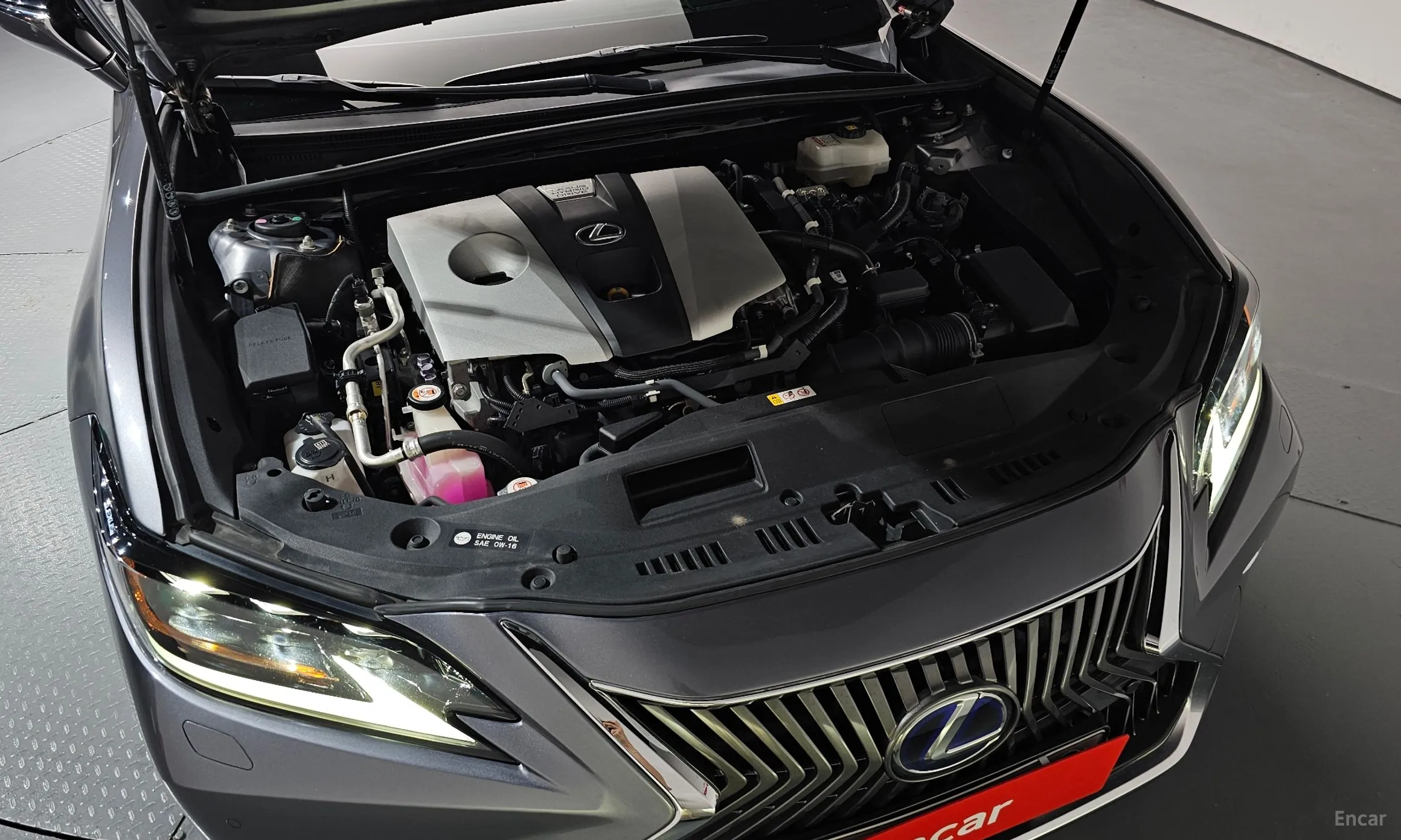 Lexus ES300h 7th Generation превью 6