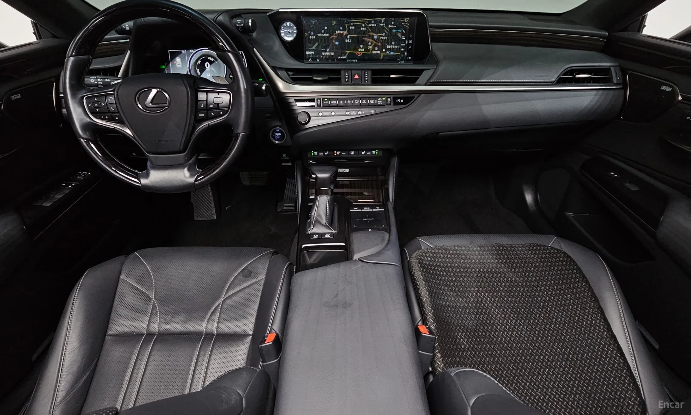 Lexus ES300h 7th Generation превью 7