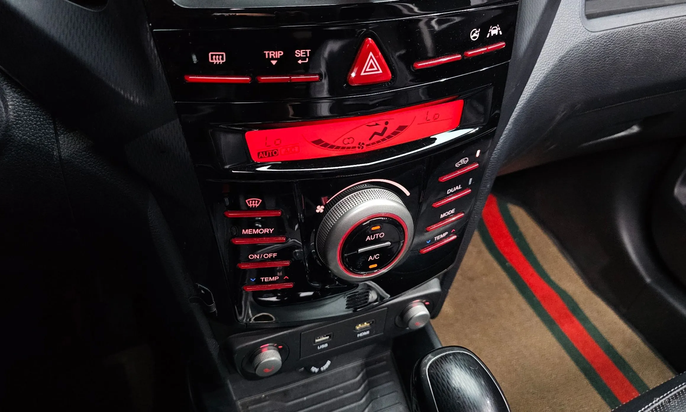 KG Mobility (SsangYong) Tivoli Air превью 16