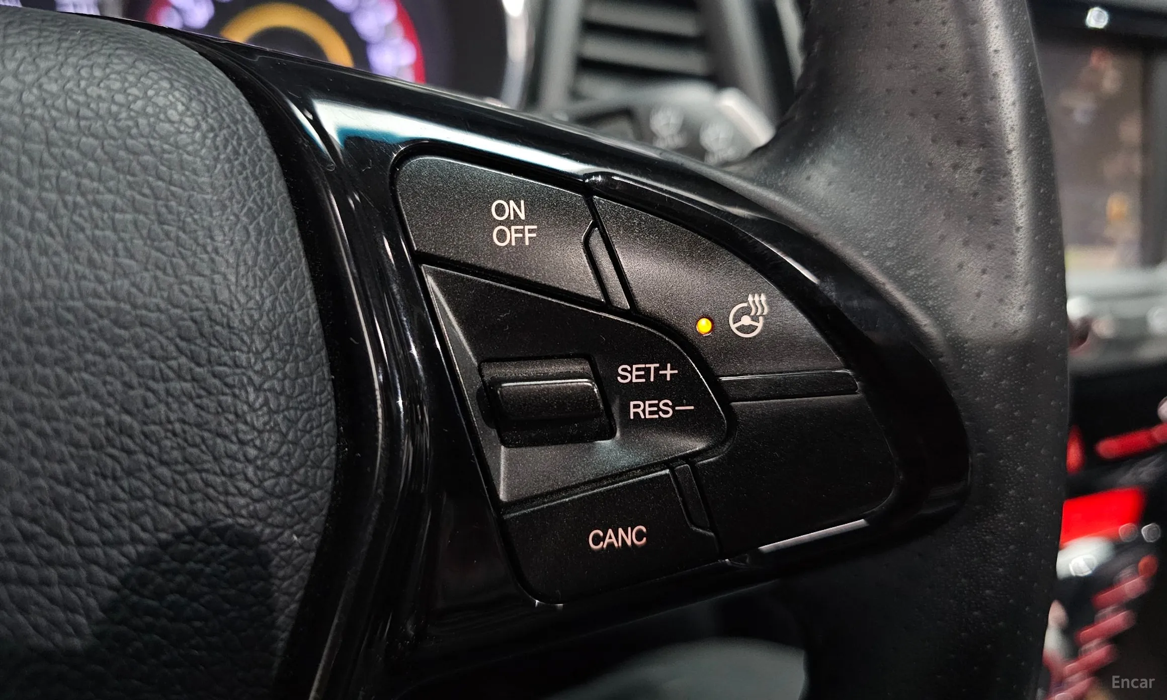 KG Mobility (SsangYong) Tivoli Air превью 18