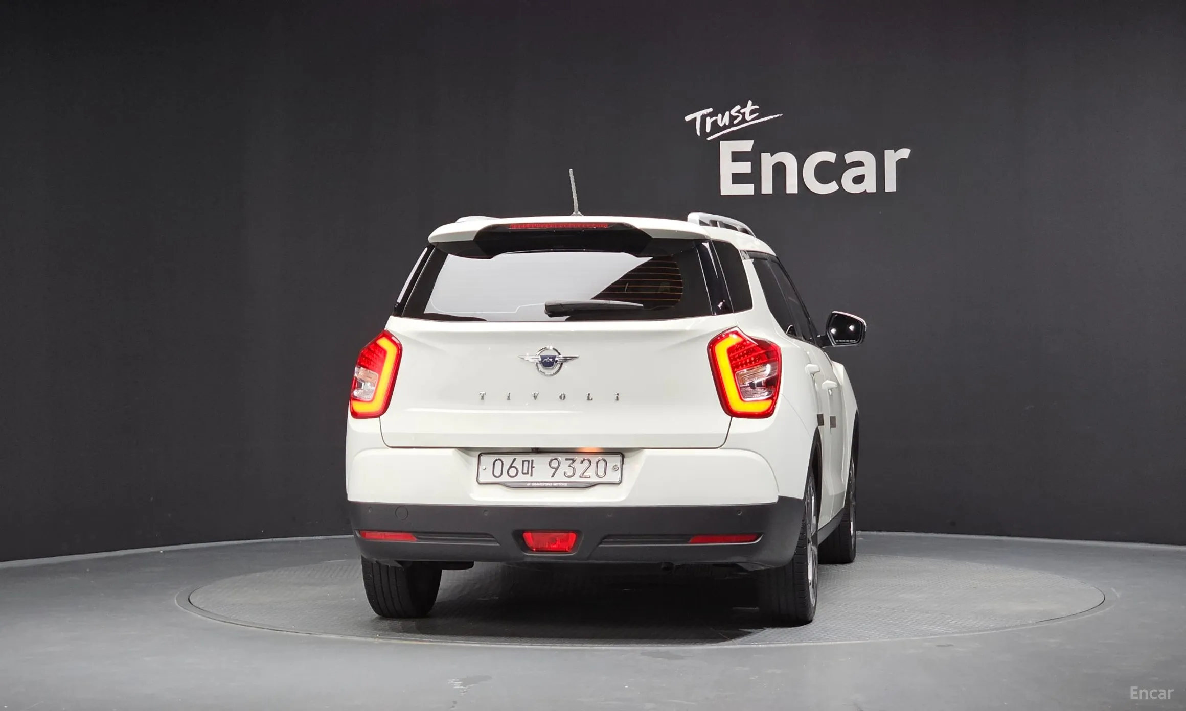 KG Mobility (SsangYong) Tivoli Air превью 4